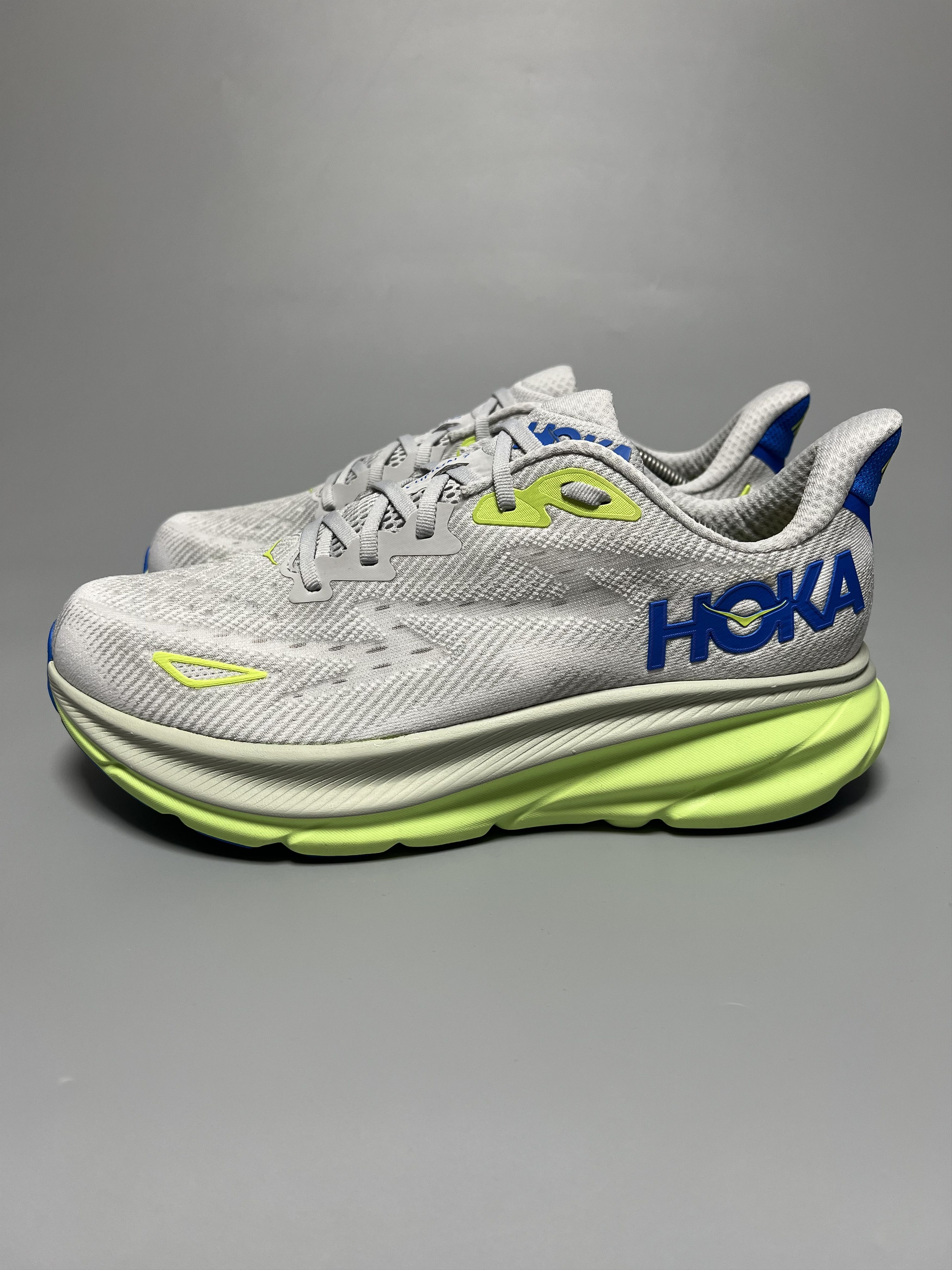 Hoka 10 EE Hoka One One Clifton 9 Wide Running Shoes 1132210-STLC Size US 10 / EU 43 - 1 Thumbnail