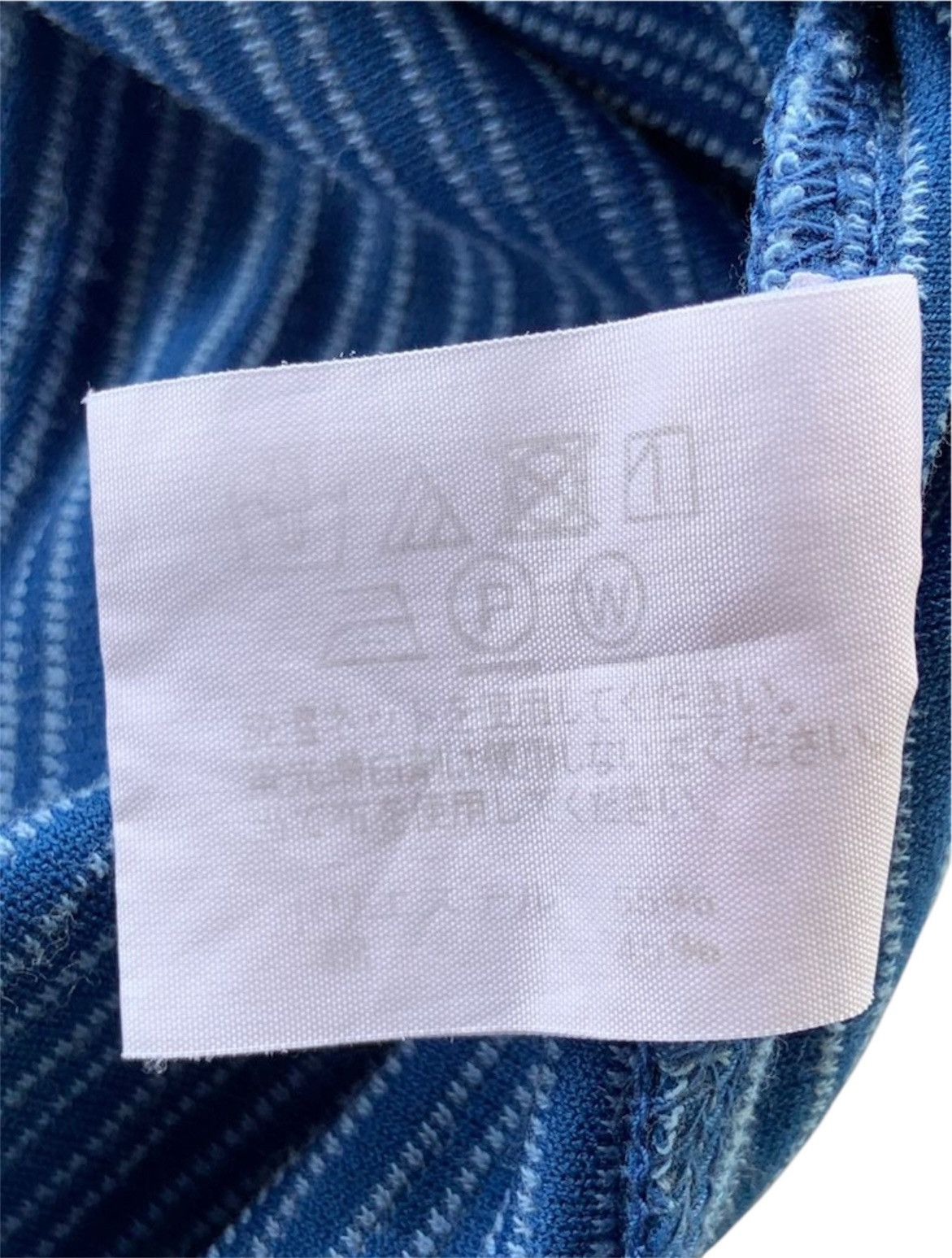 Issey Miyake Issey Miyake Men Blue Pleated Tshirt Size US M / EU 48-50 / 2 - 8 Thumbnail