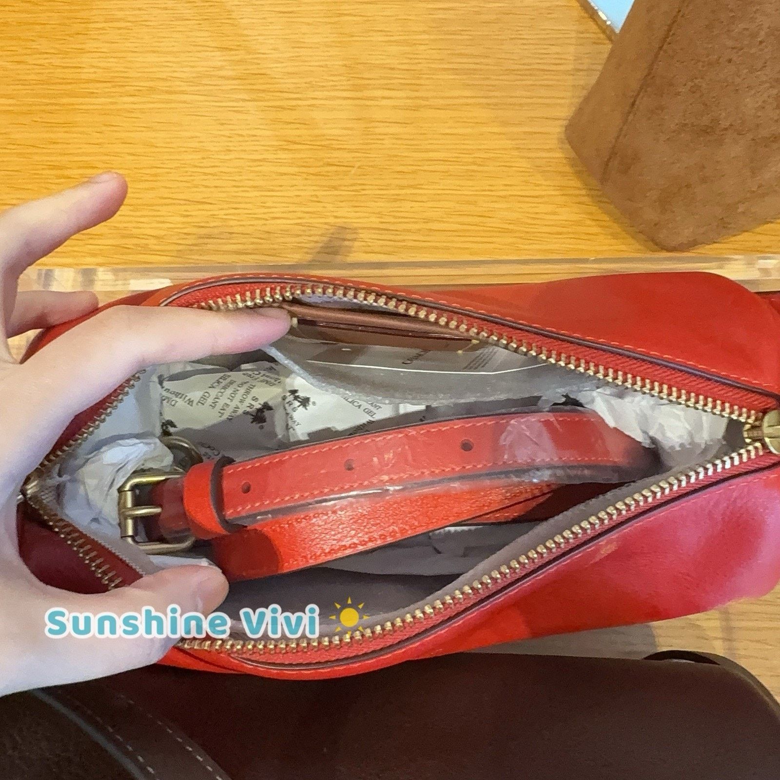 Coach NWT Coach Small Barrel Bag Handbag CDY80 B4/SCARLET Size ONE SIZE - 7 Thumbnail