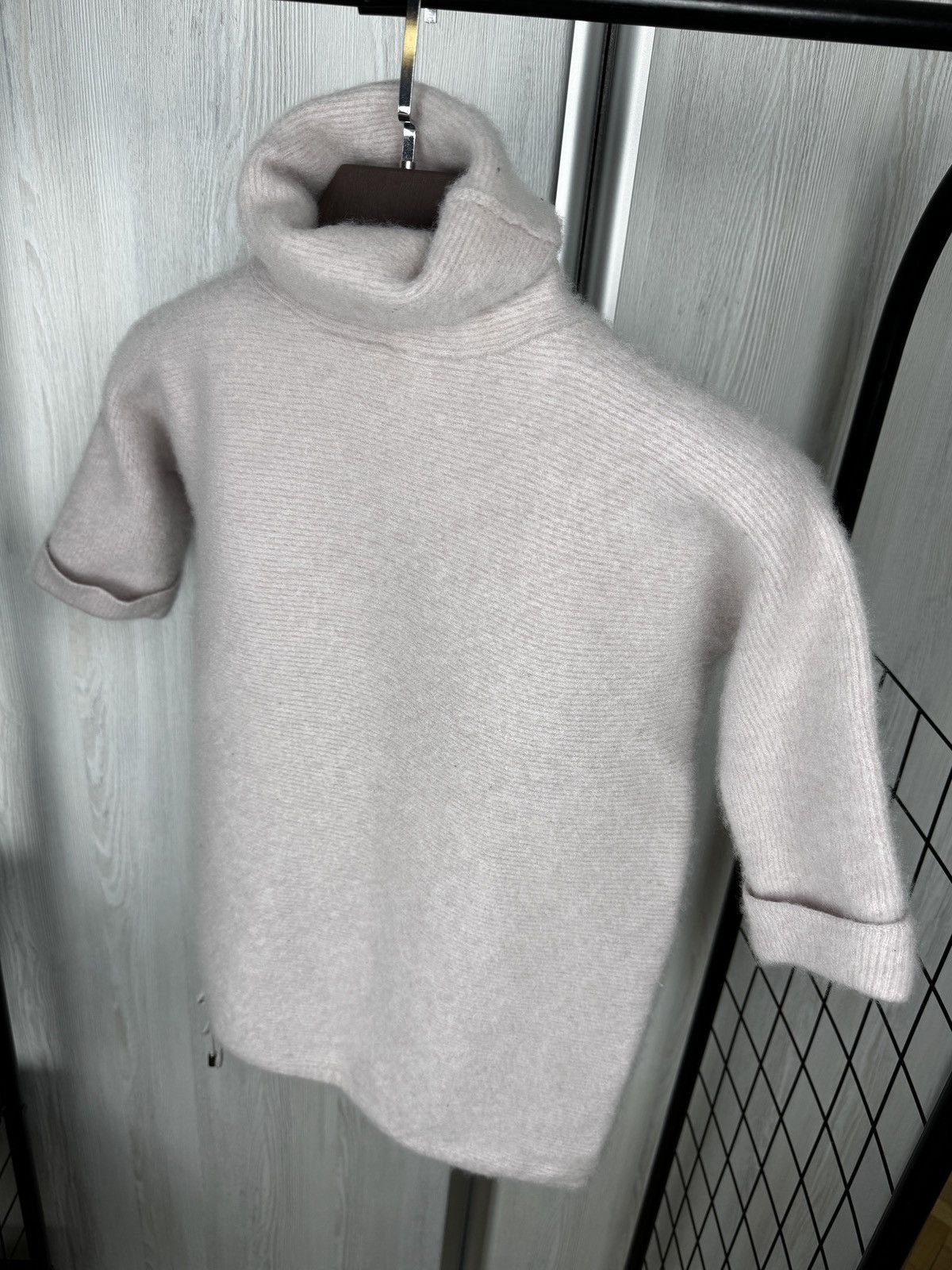 Other Hemipshere Cashmere powder short sleeve turtleneck sweater Size M / US 6-8 / IT 42-44 - 7 Thumbnail