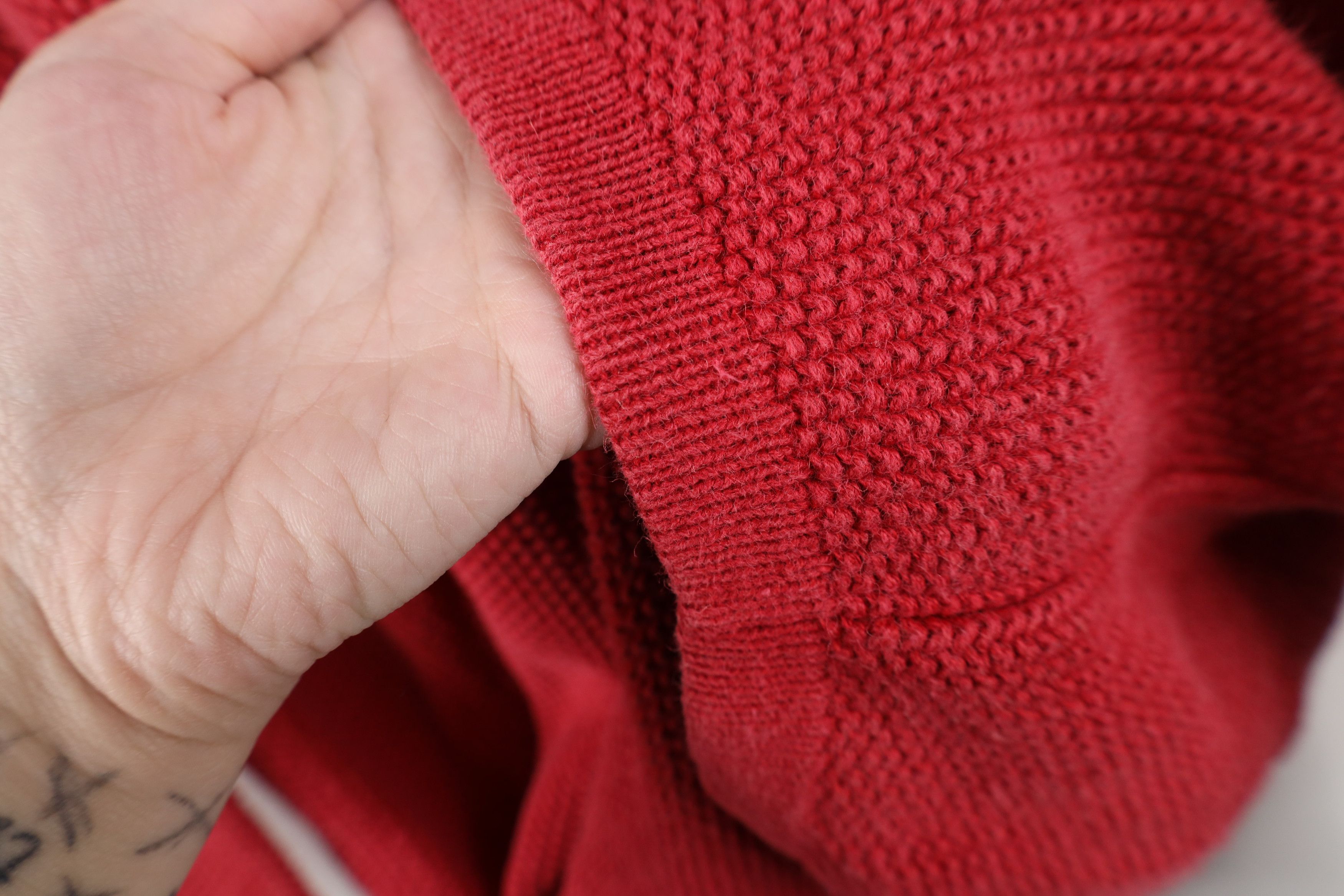 Vintage Vintage 90s Streetwear Blank Thermal Knit Henley Sweater Red Size US L / EU 52-54 / 3 - 7 Thumbnail