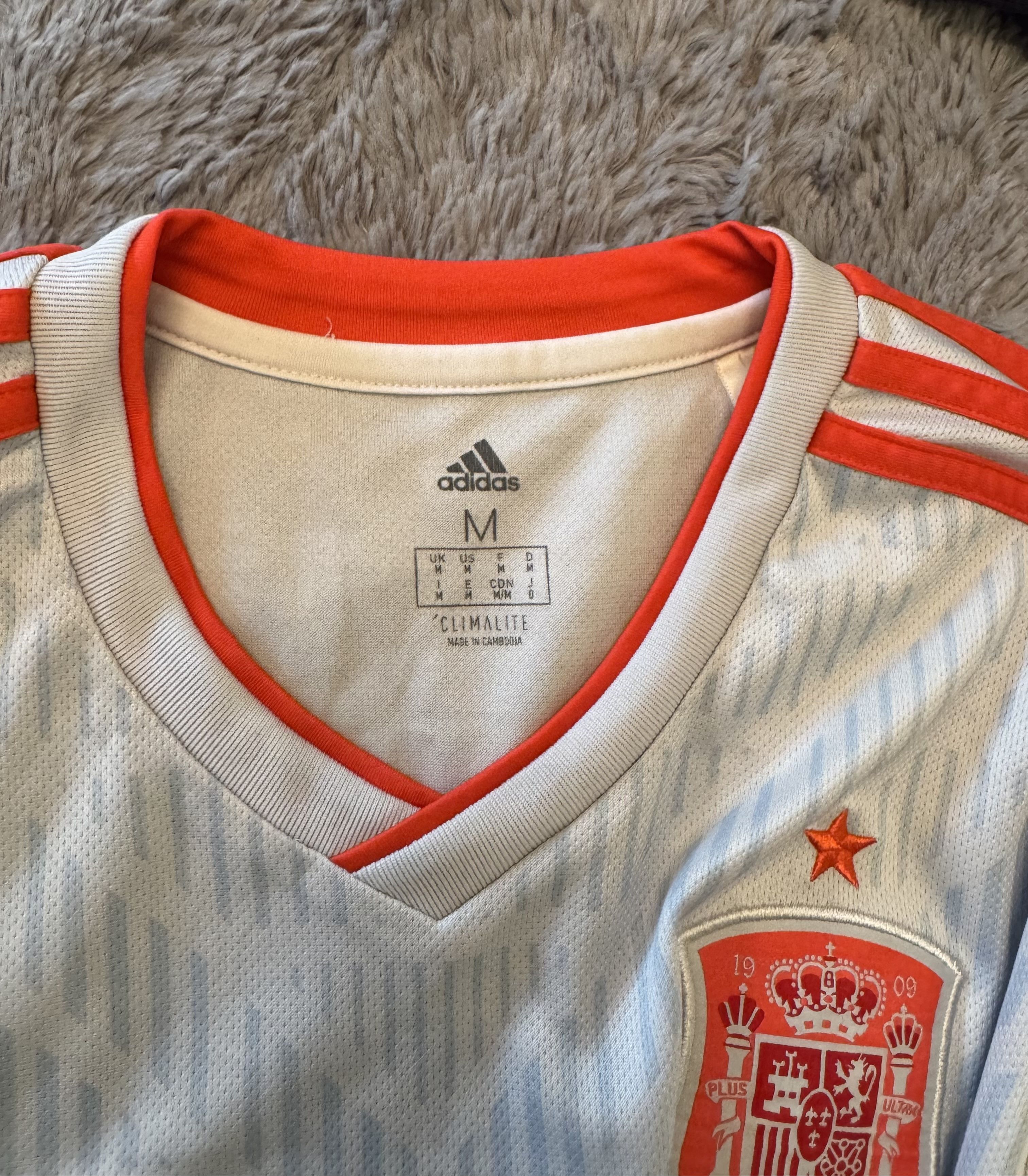 Adidas Spain 2018 2019 Away Adidas Football Soccer Jersey Shirt Size US M / EU 48-50 / 2 - 4 Thumbnail