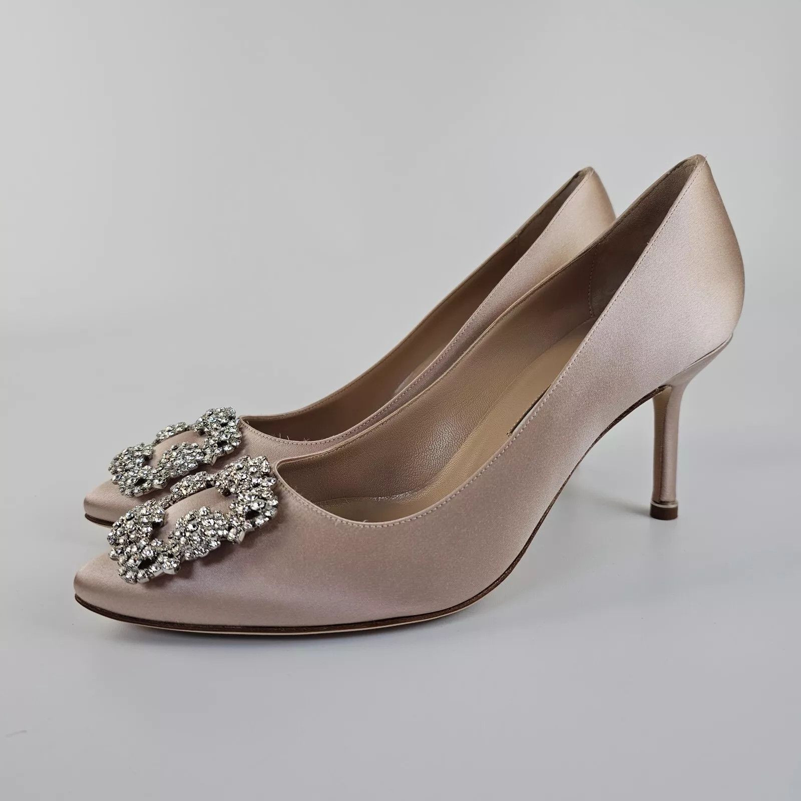 Manolo Blahnik Hangisi Blush Pink Satin 70mm Pumps New