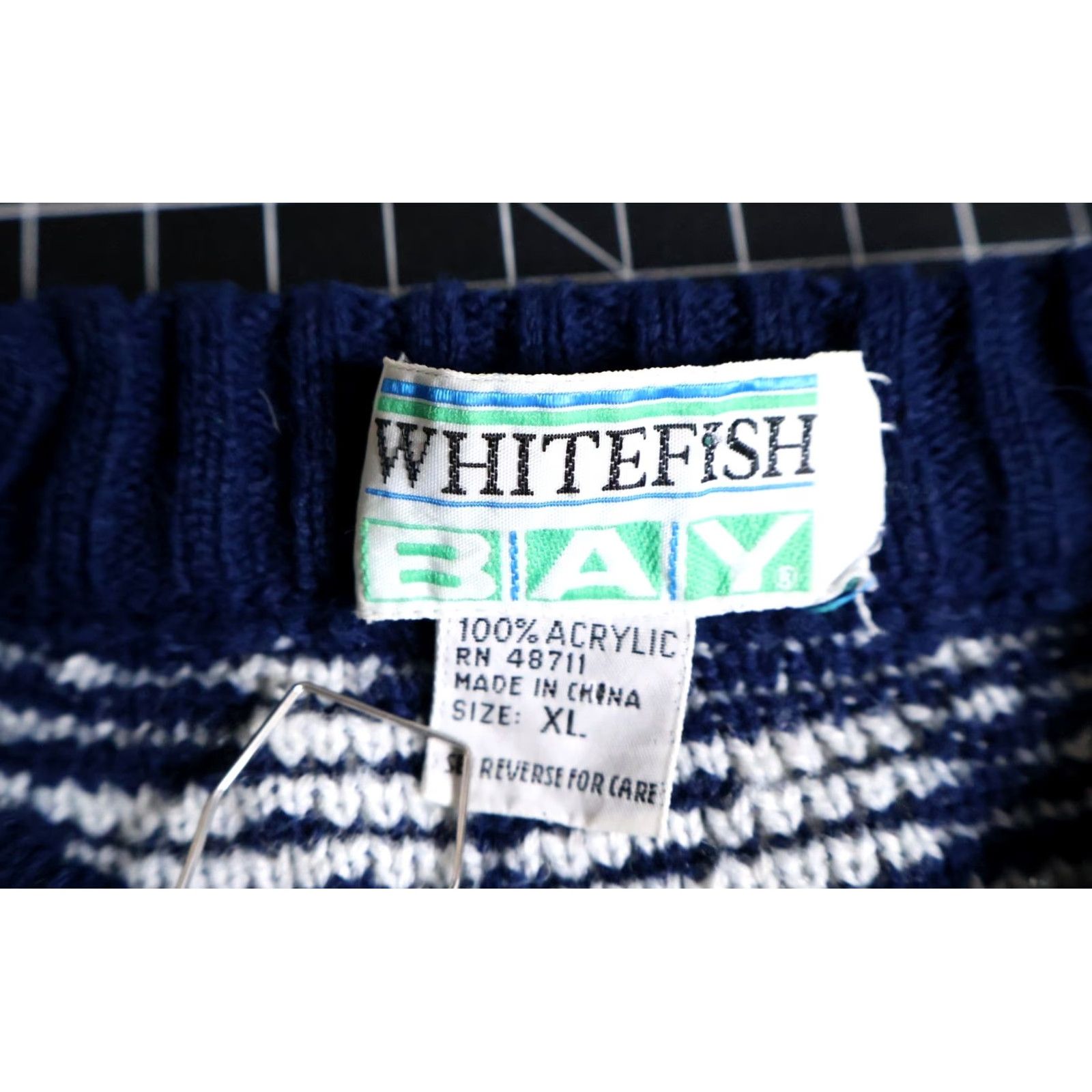 Vintage VINTAGE Whitefish Bay Sweater Shirt Mens XL Dark Blue Snowflake Knit Pullover 80s Geometric Winter 90s Ski Casual Size US L / EU 52-54 / 3 - 3 Thumbnail