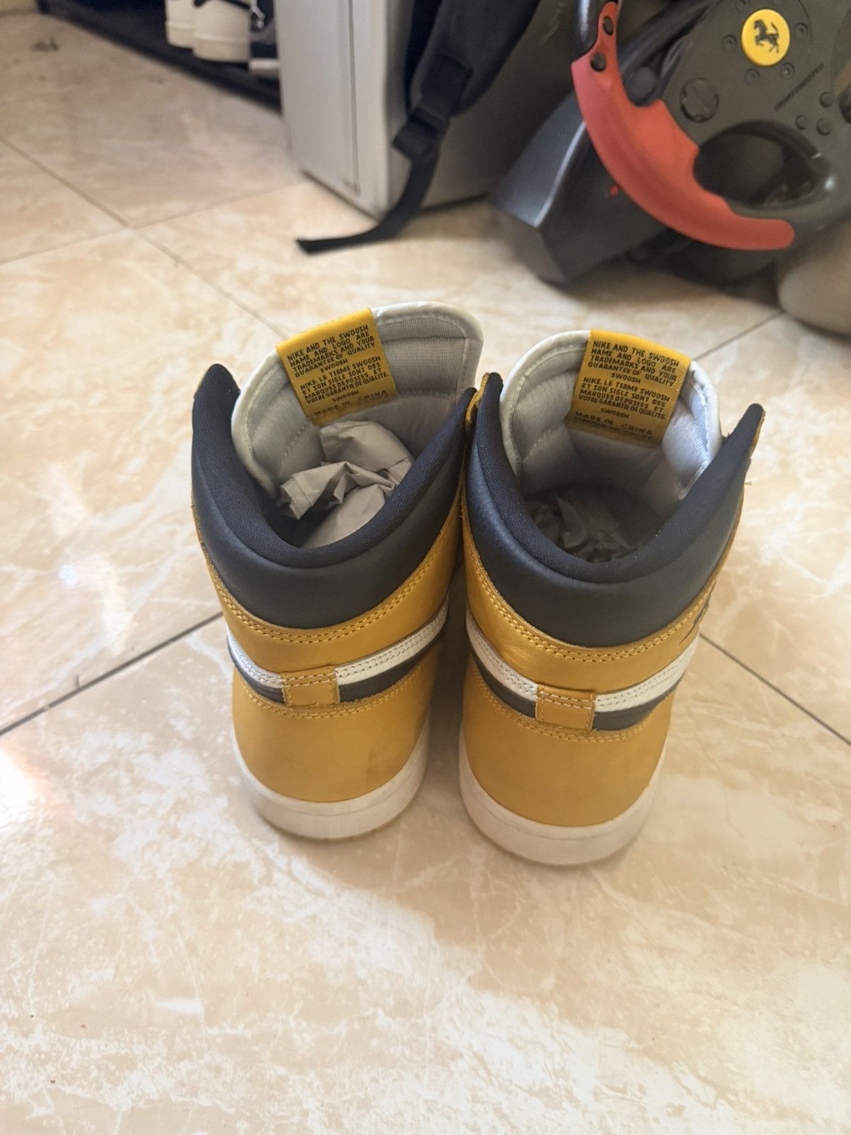 Jordan Brand Jordan 1 Retro High OG “Yellow Ochre” Size US 8.5 / EU 41-42 - 4 Thumbnail