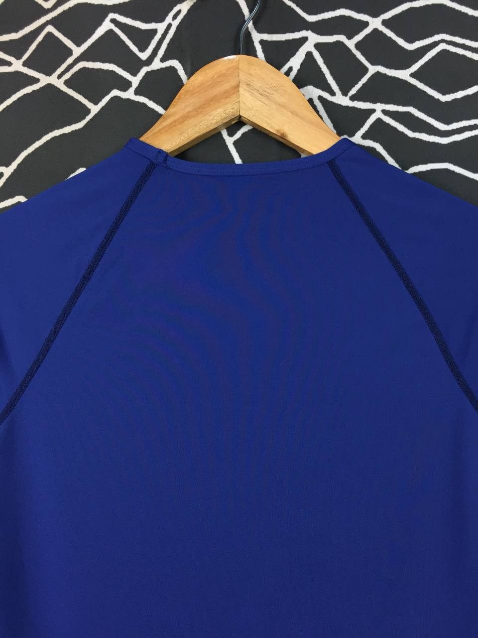 Hurley Hurley UPF 50+ Sun Protection Long Sleeve Rash Guard Size US M / EU 48-50 / 2 - 7 Thumbnail