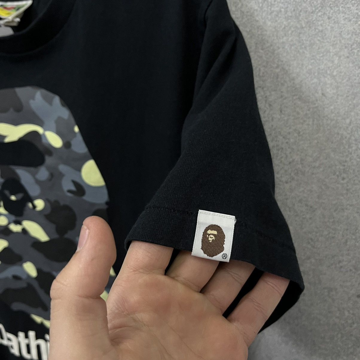 Bape Bape head big logo t shirt Size US M / EU 48-50 / 2 - 13 Thumbnail