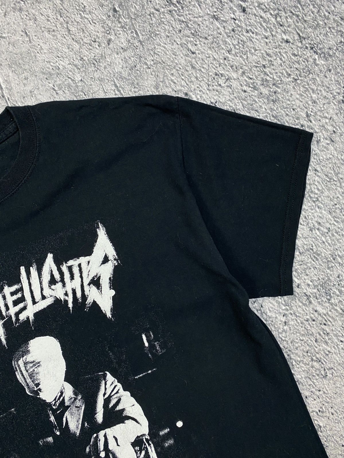 Vintage Vintage Tee Kill The Lights Streetwear USA rock band Size US L / EU 52-54 / 3 - 3 Thumbnail