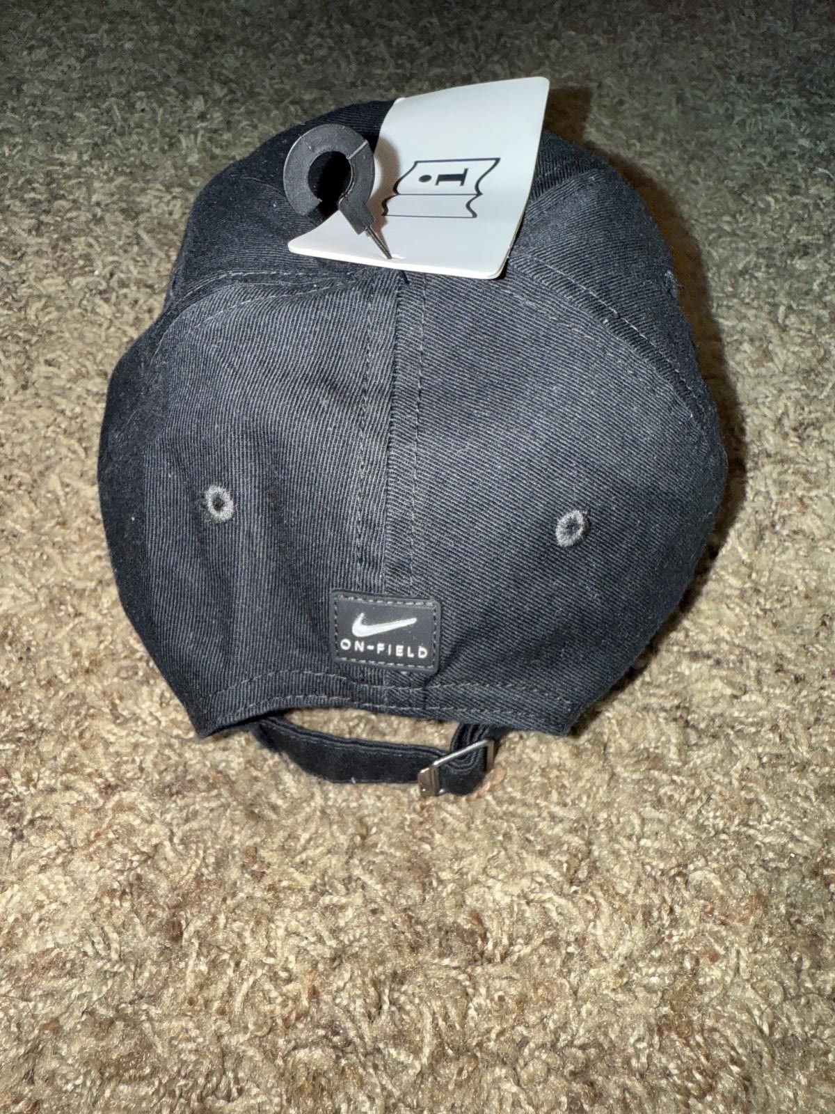 Nike Nike Georgia Bulldogs Club Cap Adjustable Black Campus Cap Hat UGA Sample Size ONE SIZE - 7 Thumbnail