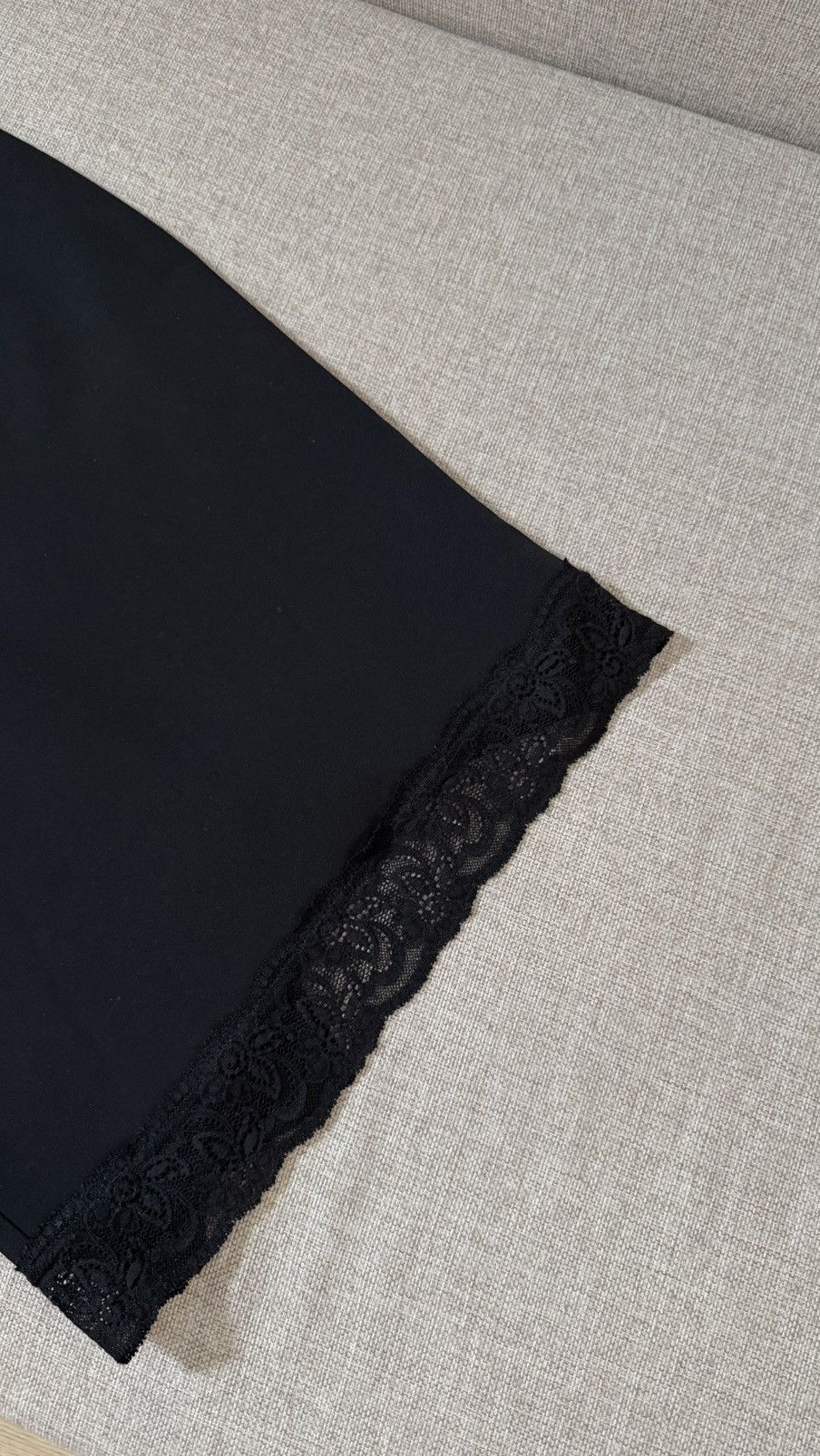 Dolce & Gabbana D&G Balck Lace Bottom Vintage Knee-Length Bodycon Dress IT42 Size M / US 6-8 / IT 42-44 - 6 Thumbnail