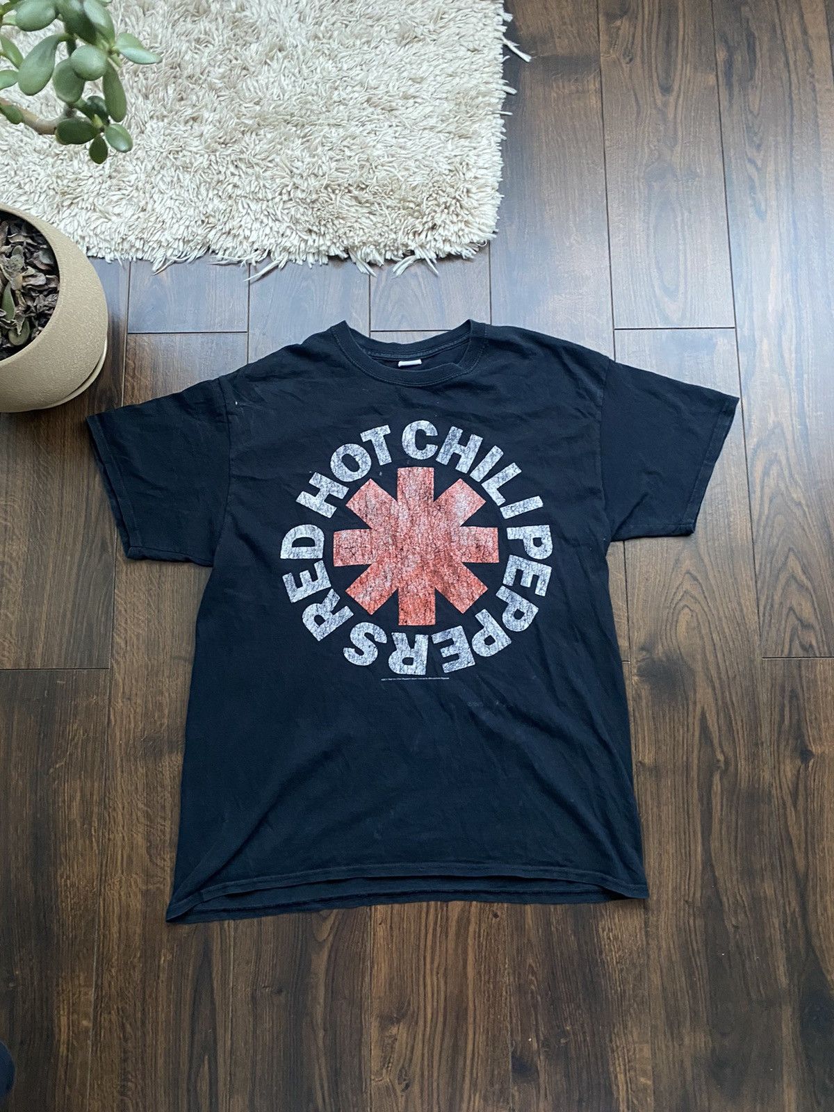 Band Tees Vintage Red Hot Chili Peppers 2011 tee Size US L / EU 52-54 / 3 - 2 Thumbnail