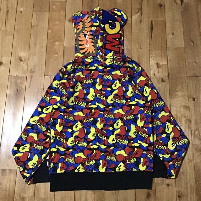 Bape × Medicom Toy BAPE × medicom toy BE@R Shark Full Zip Hoodie APE Size US M / EU 48-50 / 2 - 2 Thumbnail