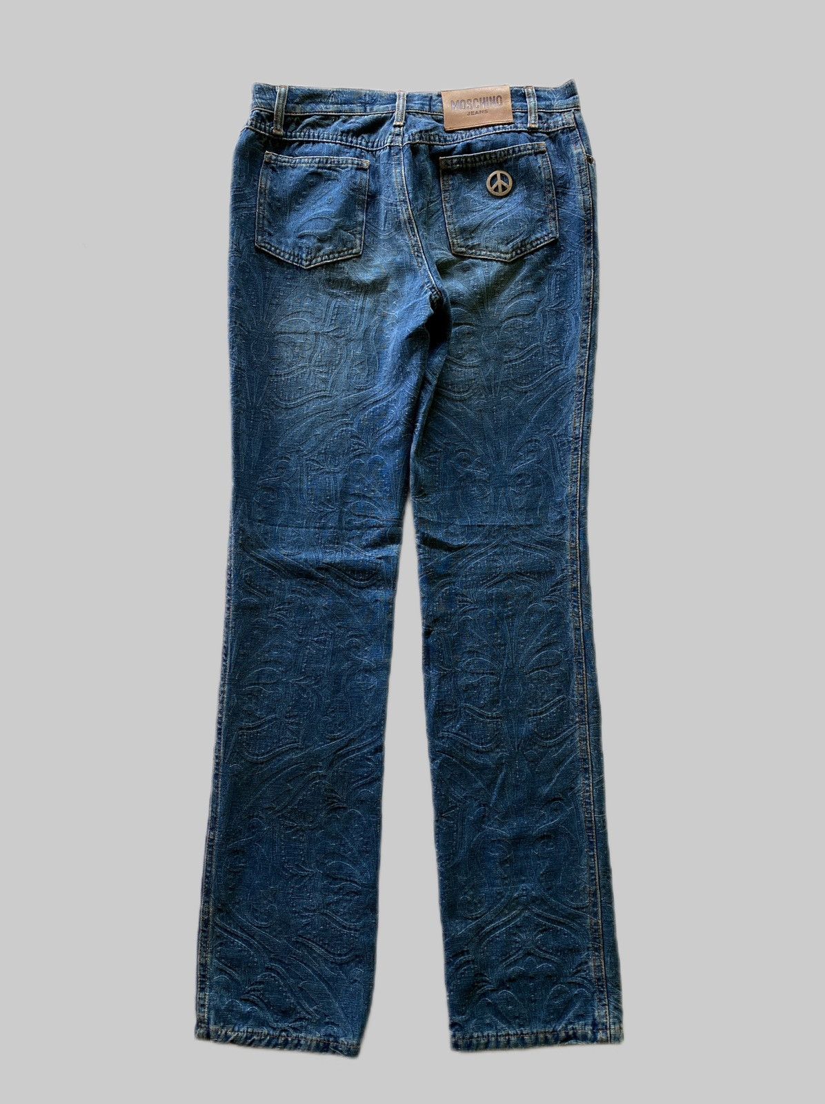 Moschino Vintage Moschino Embossed Design Jeans Size US 30 / EU 46 - 13 Thumbnail