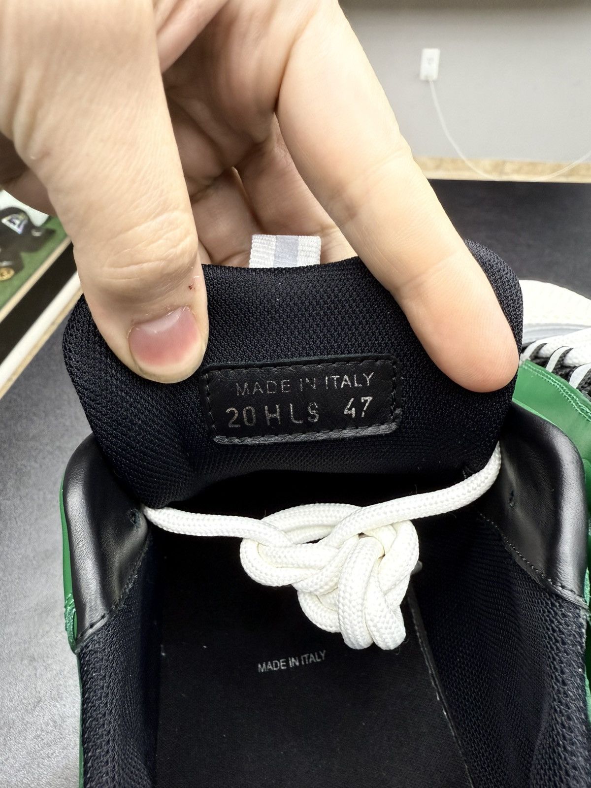 Dior AUTHENTIC Dior B22 white Green size 47 / 14US Size US 14 / EU 47 - 17 Thumbnail