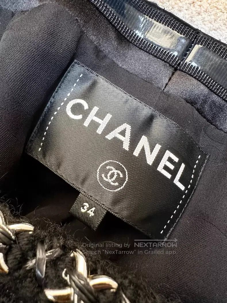 Chanel Chanel 21A Handicraft Workshop Castle Series Black Relief Size XXS / US 00 / IT 34 - 5 Thumbnail