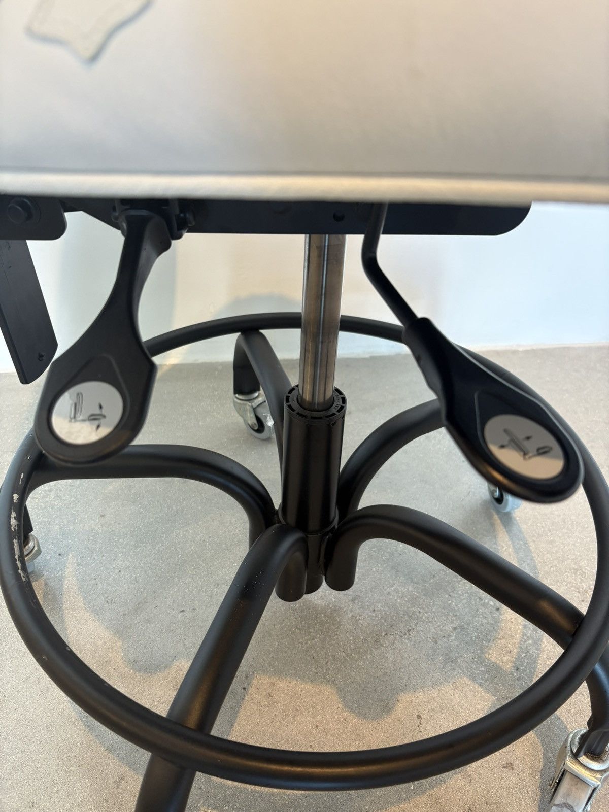 Chrome Hearts CHROME HEARTS 1/1 FUCK CHAIR FLOODED Size ONE SIZE - 10 Thumbnail
