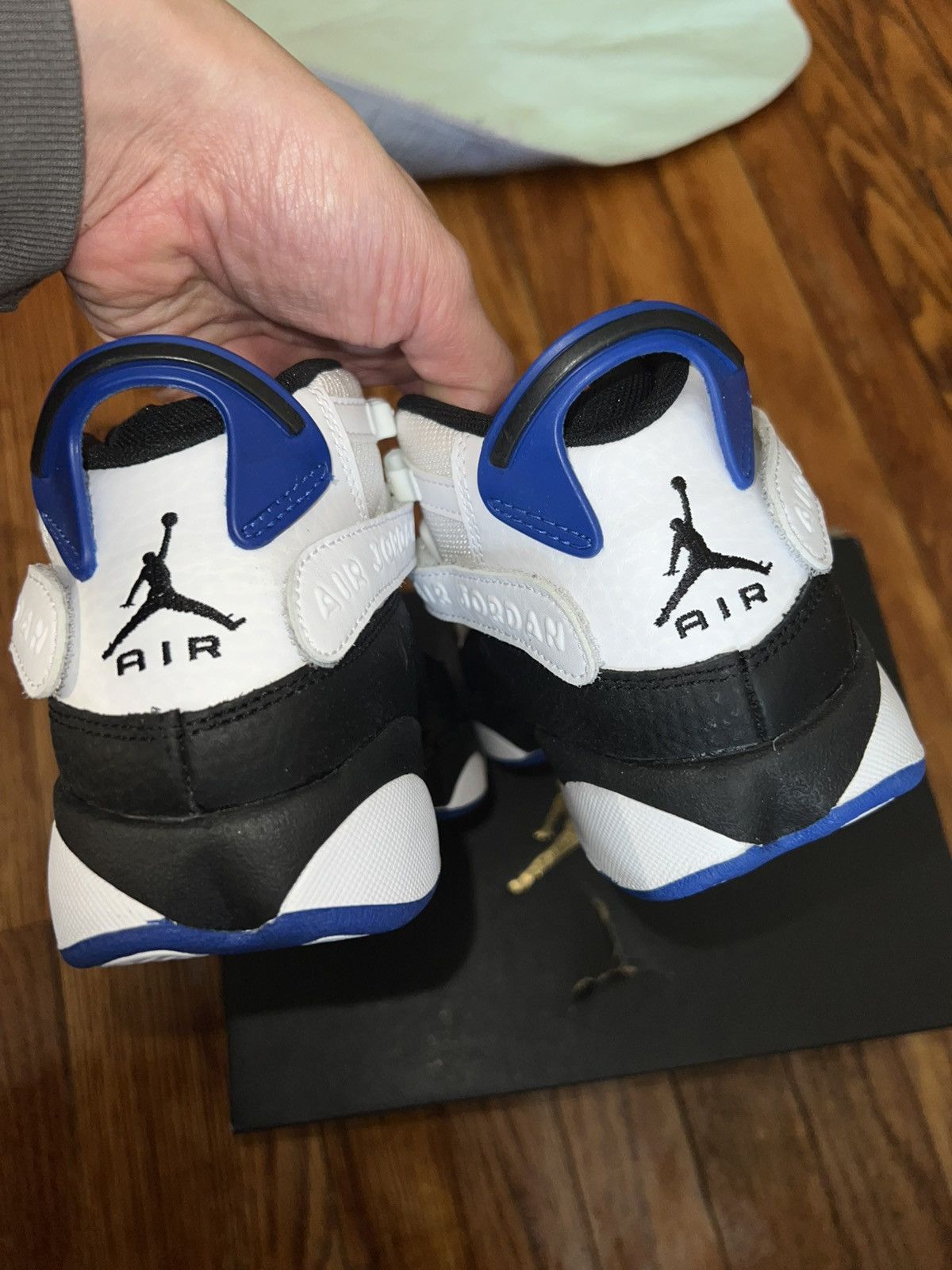 Jordan Brand × Nike Air Jordan 6 rings Size US 5 / EU 37 - 2 Thumbnail