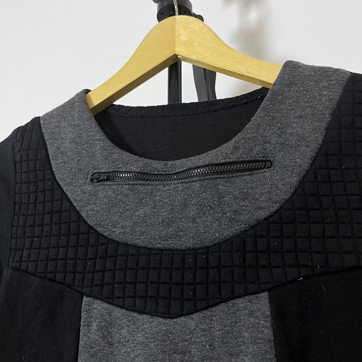 Japanese Brand Asymmetrical Paneled Knit Top – Avant-Garde Style Size US M / EU 48-50 / 2 - 6 Thumbnail