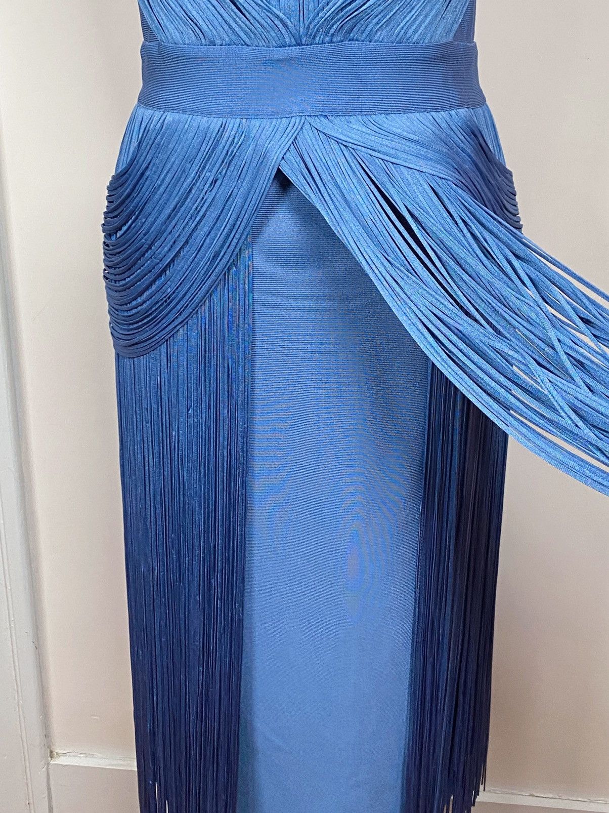 Herve Leger Hervé Léger Marion Fringe Dress size L Size L / US 10 / IT 46 - 12 Thumbnail