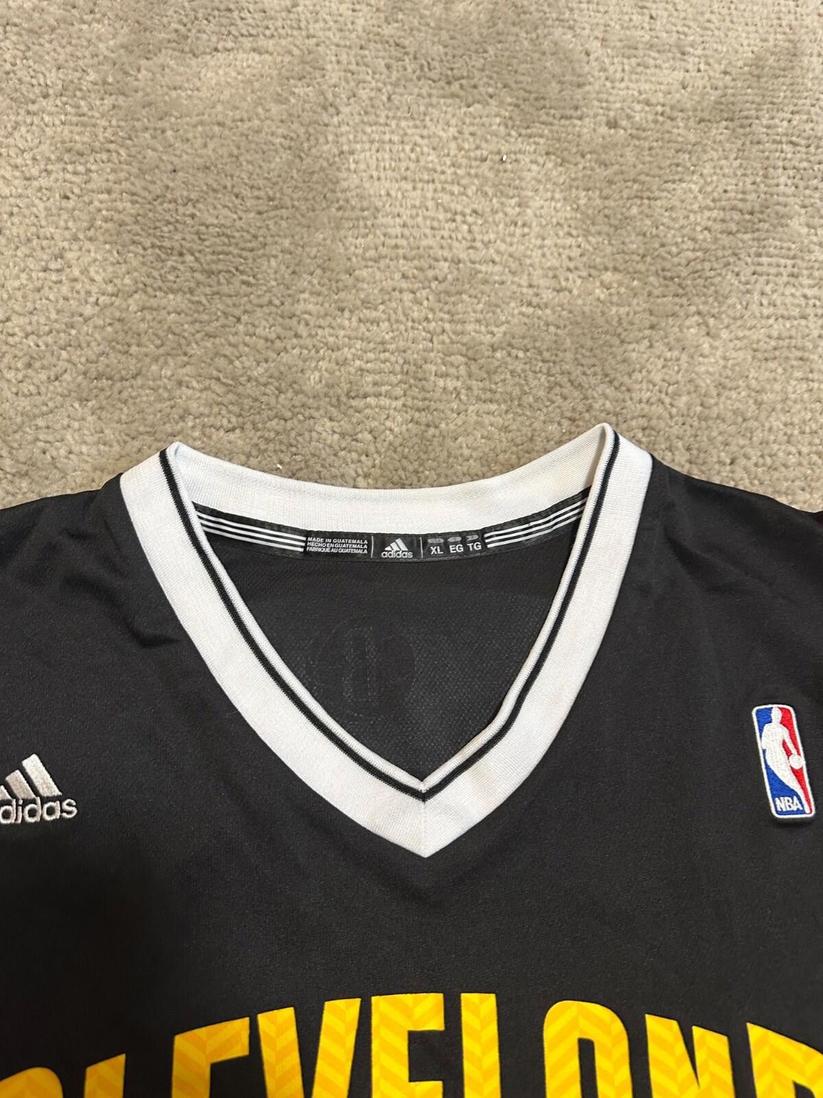 Adidas Adidas Cleveland LeBron James 23 NBA Jersey Tank Top SZ XL Size US XL / EU 56 / 4 - 4 Thumbnail
