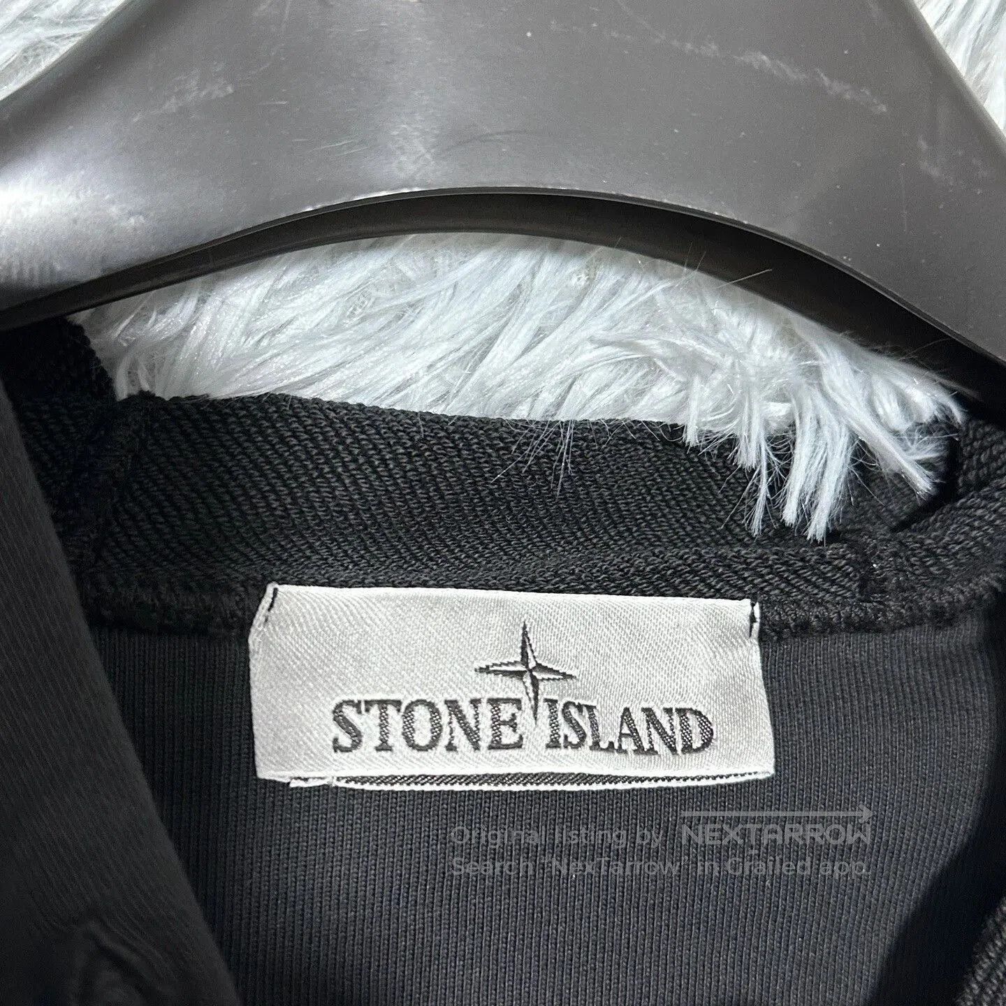 Stone Island stone island black hooded sweatshirt size M. Size US M / EU 48-50 / 2 - 5 Thumbnail
