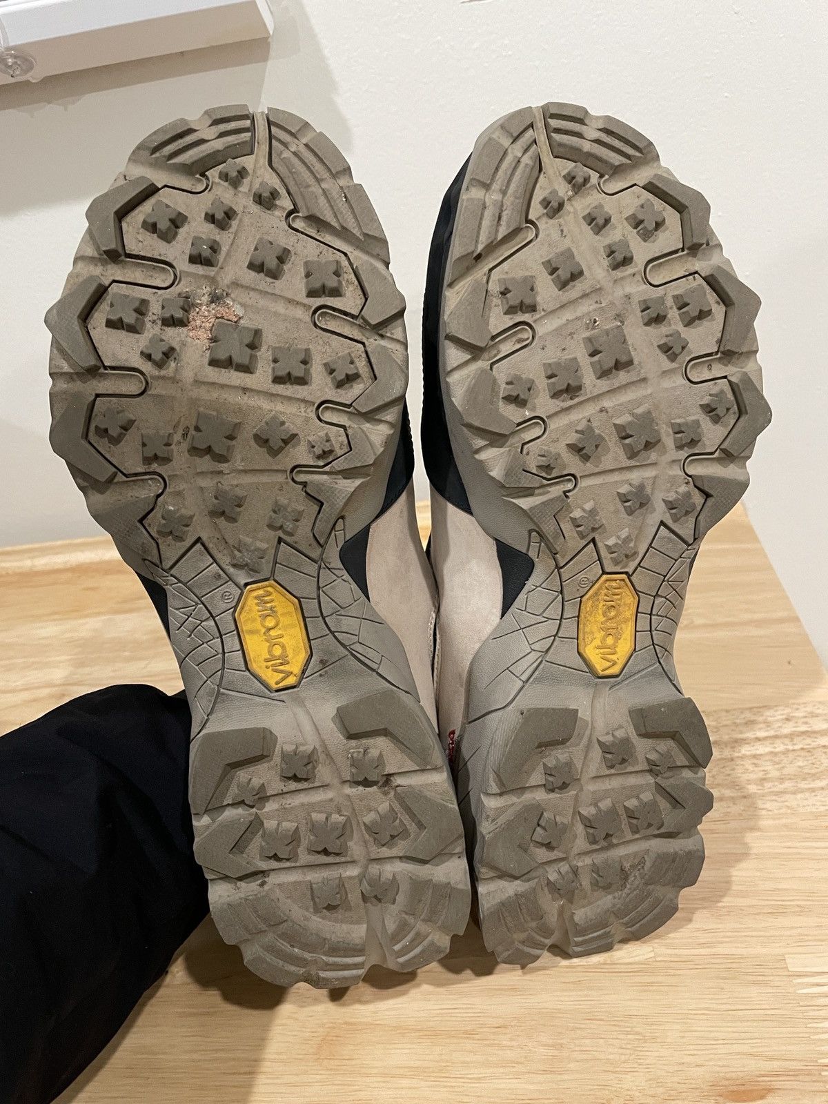 ROA ROA Slip-On Taupe and Black Size US 8.5 / EU 41-42 - 8 Thumbnail