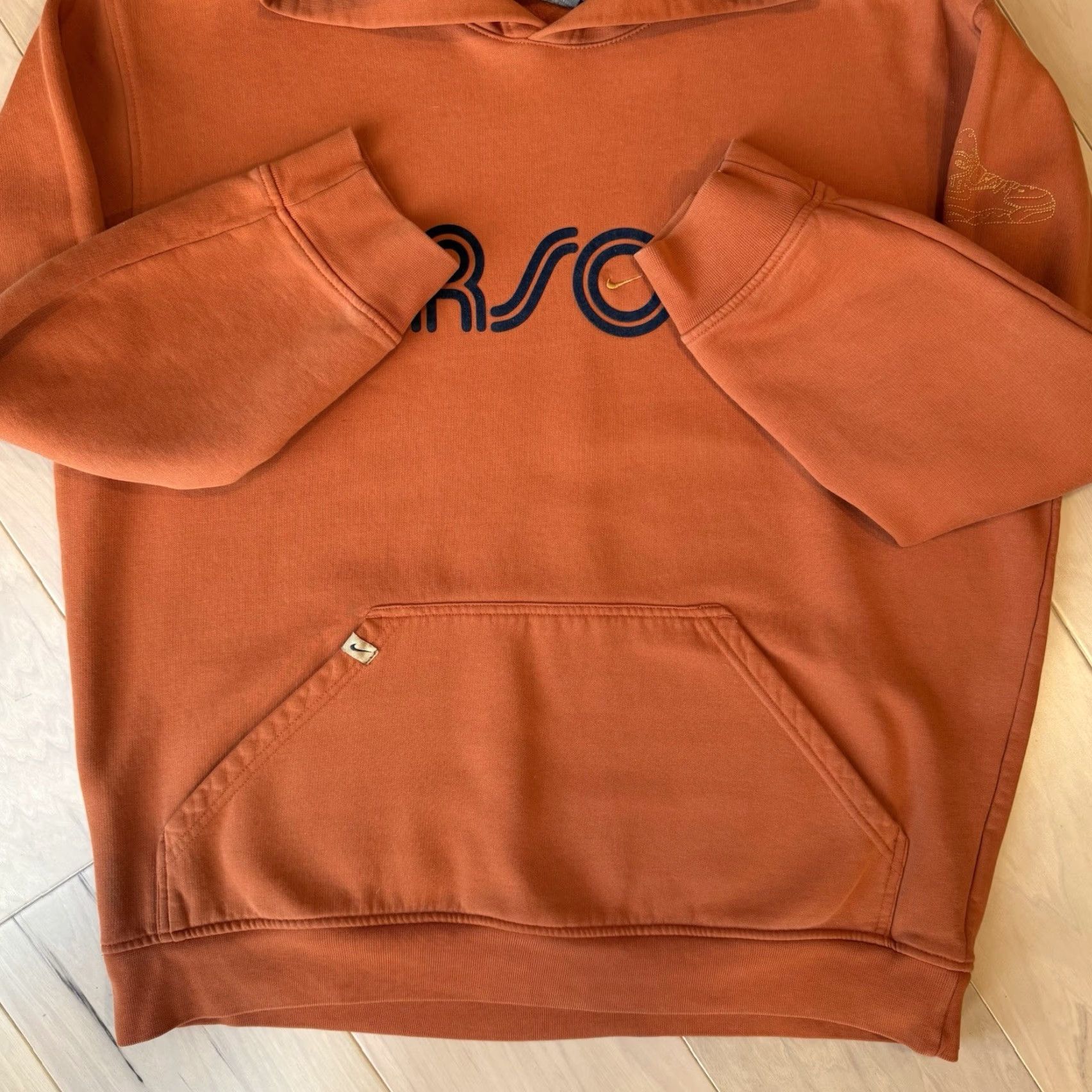 Nike VINTAGE Nike Air Soul Hoodie XL Orange Swoosh Pullover Hoodie Men Regular Fleece Sweatshirt Size US XL / EU 56 / 4 - 5 Thumbnail