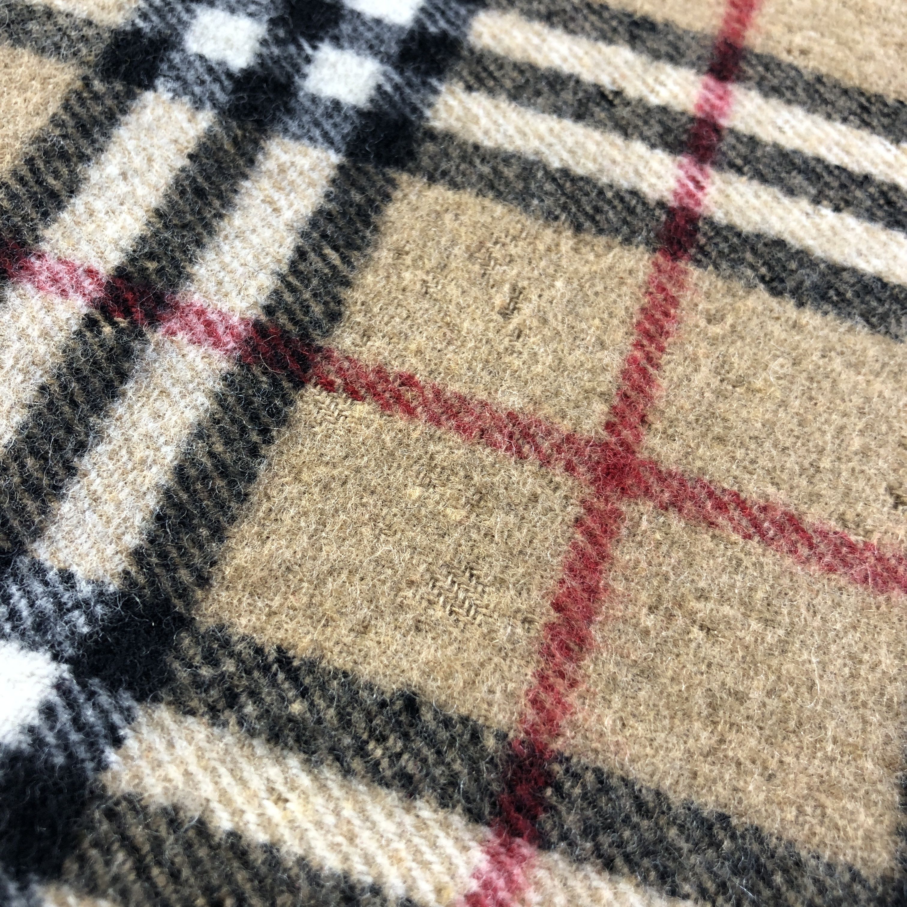 Burberry Burberry Nova Check Tan Wool Scarf Muffler V2637 Size ONE SIZE - 11 Thumbnail