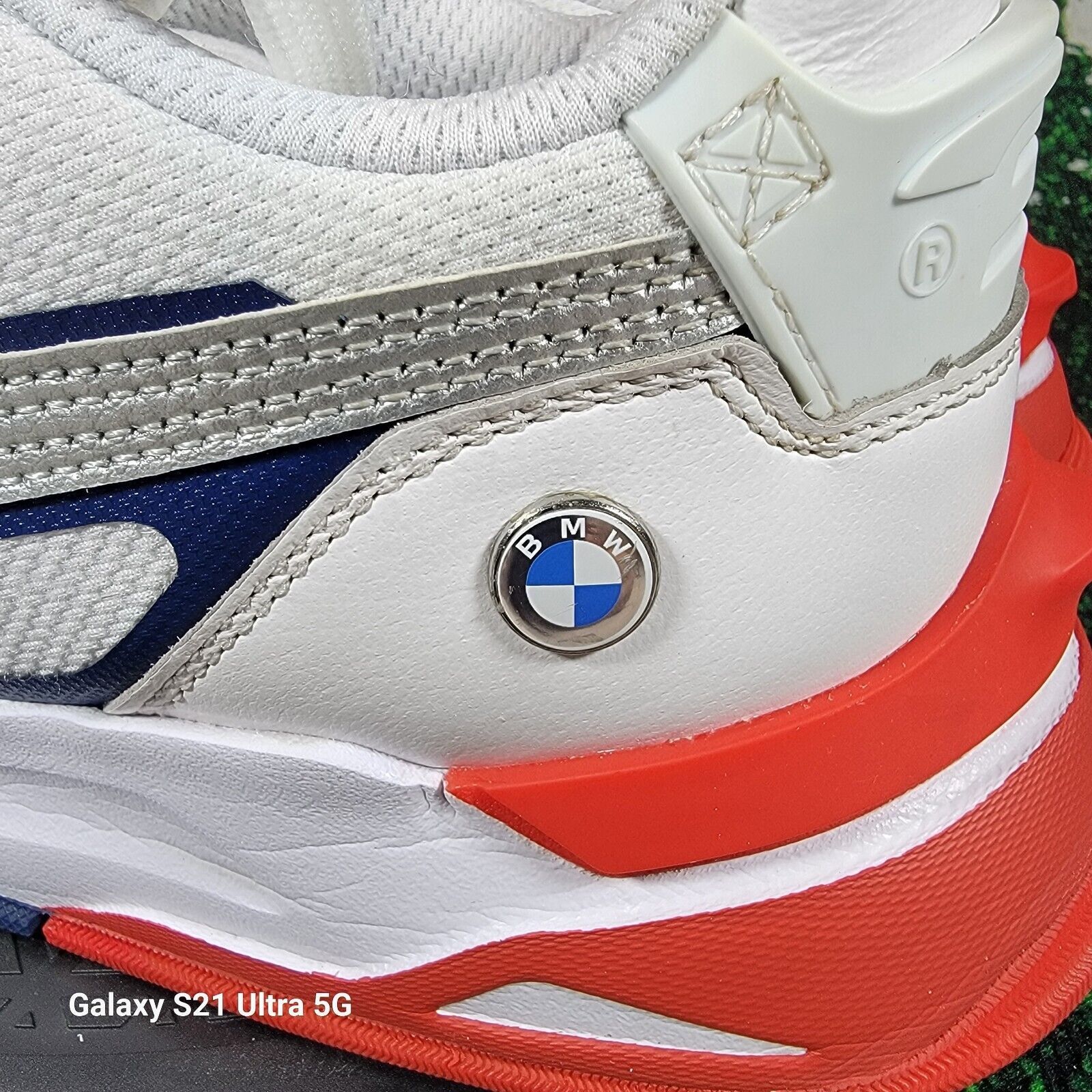 Puma Puma BMW M Motorsport Mirage Sport Men White Sneakers Sz 10M Size US 10 / EU 43 - 3 Thumbnail