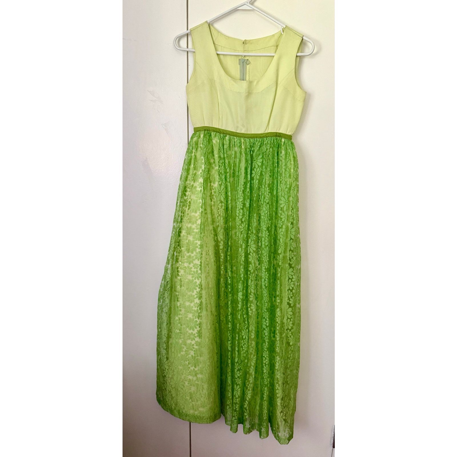 Vintage 50\'s/60\'s Bright Lime Green Daisy Lace Maxi Dress XS