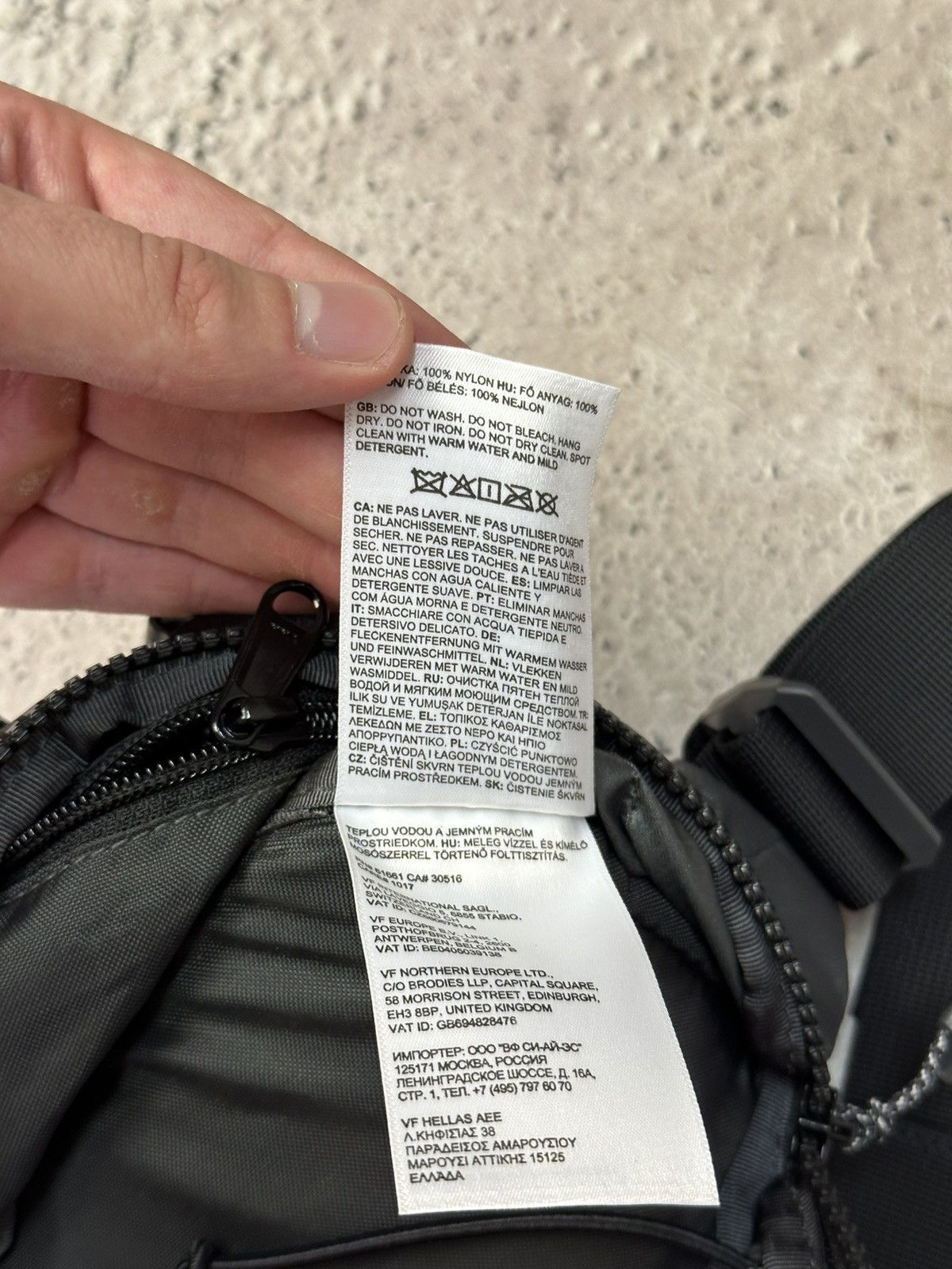 The North Face × Vintage The North Face Lumbnical Bag Black Sling Nylon Size ONE SIZE - 14 Thumbnail