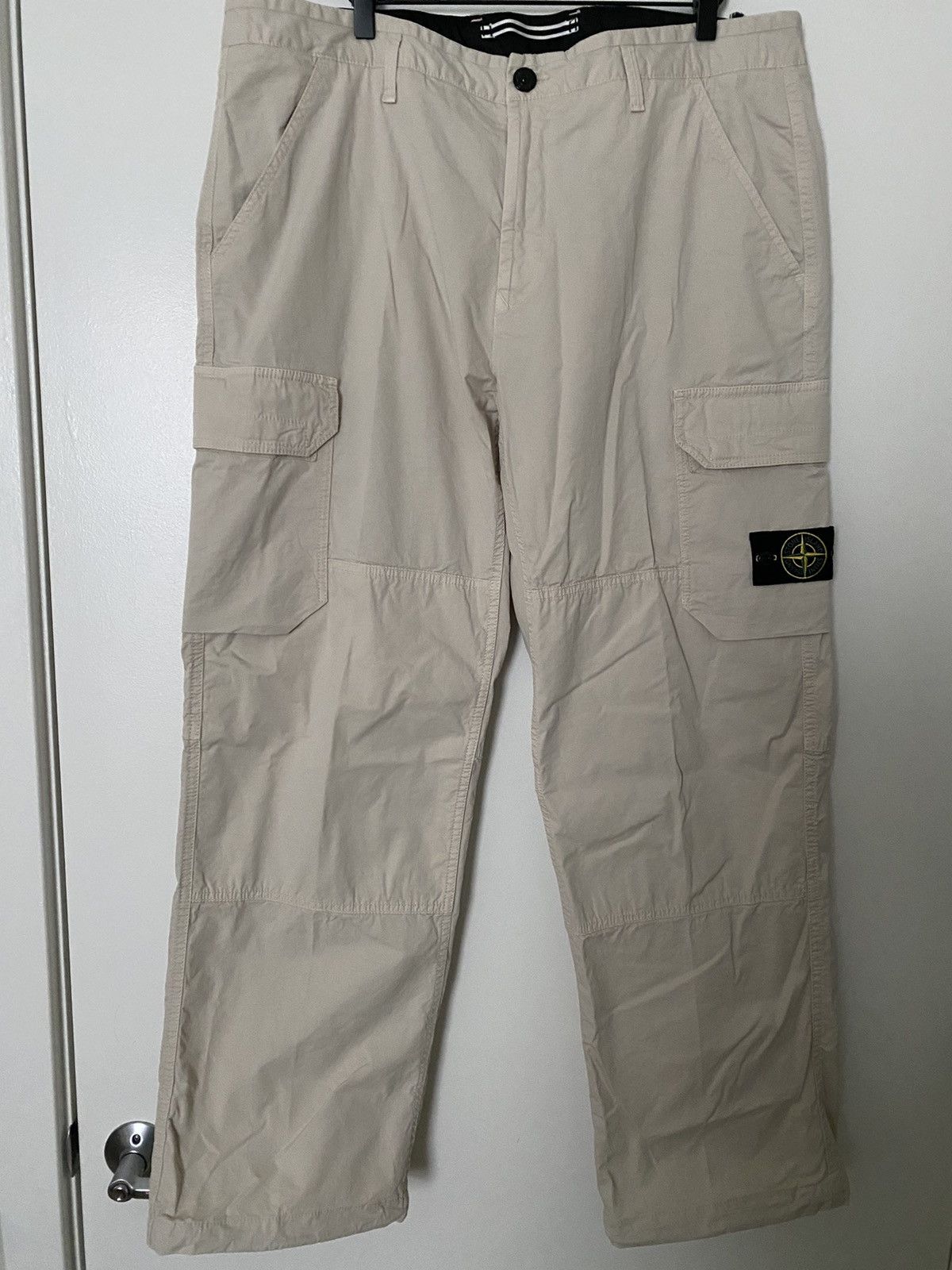 Stone Island Stone Island Comfort Cargo Pants Plaster Sz 38 NWT Size US 38 / EU 54 - 1 Thumbnail