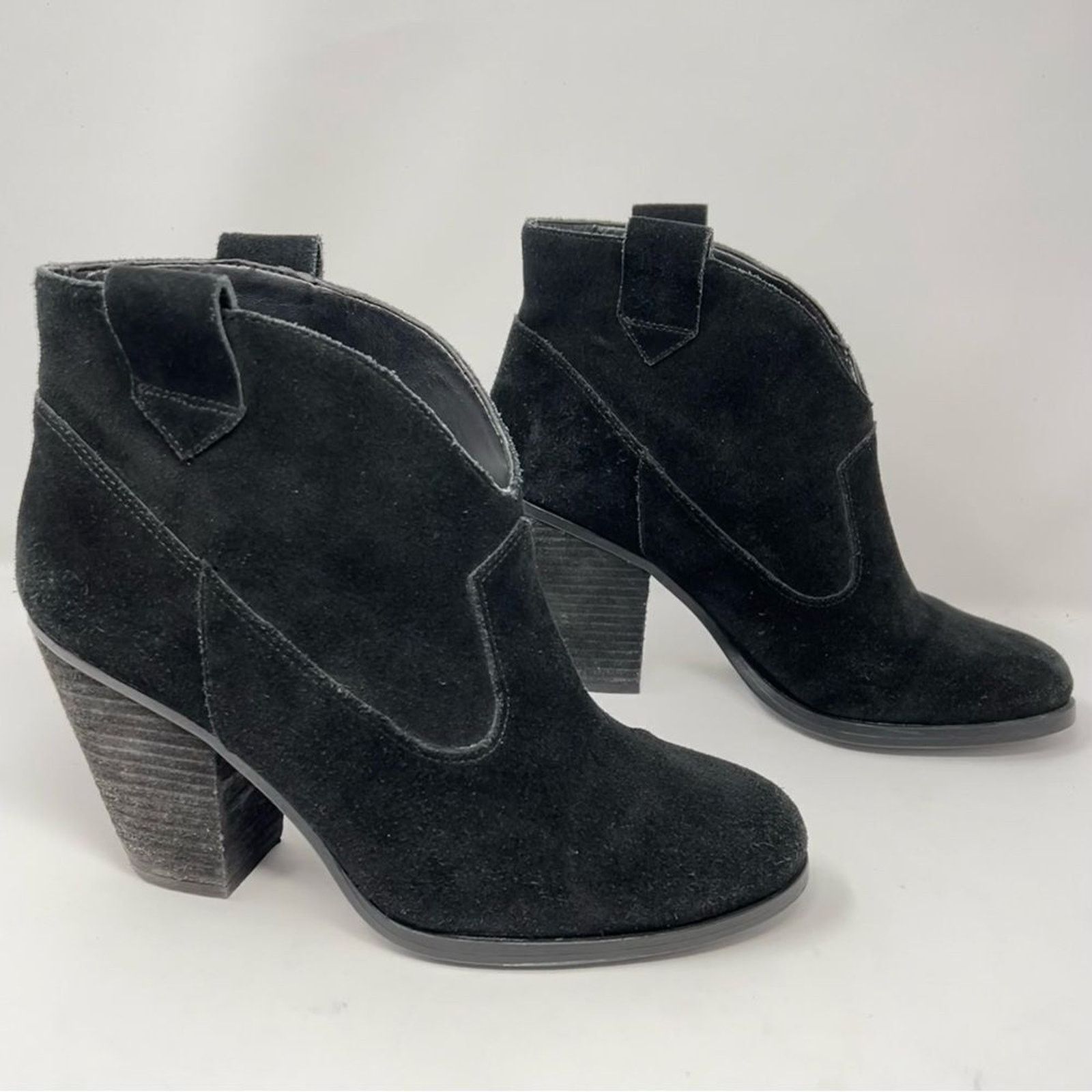 Vince Camuto Vince Camuto Hadrian Leather Ankle Booties Black Size 8.5M Size US 8.5 / IT 38.5 - 1 Thumbnail