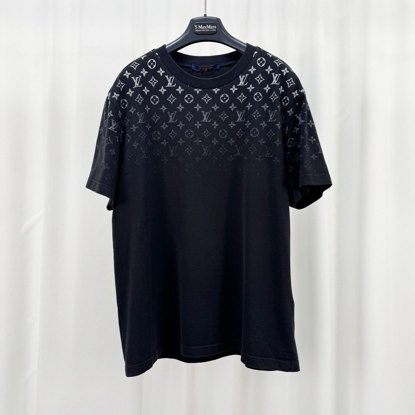 Louis Vuitton Louis Vuitton Tie-Dye Gradient Multi T-Shirt l Men Size US L / EU 52-54 / 3 - 1 Thumbnail