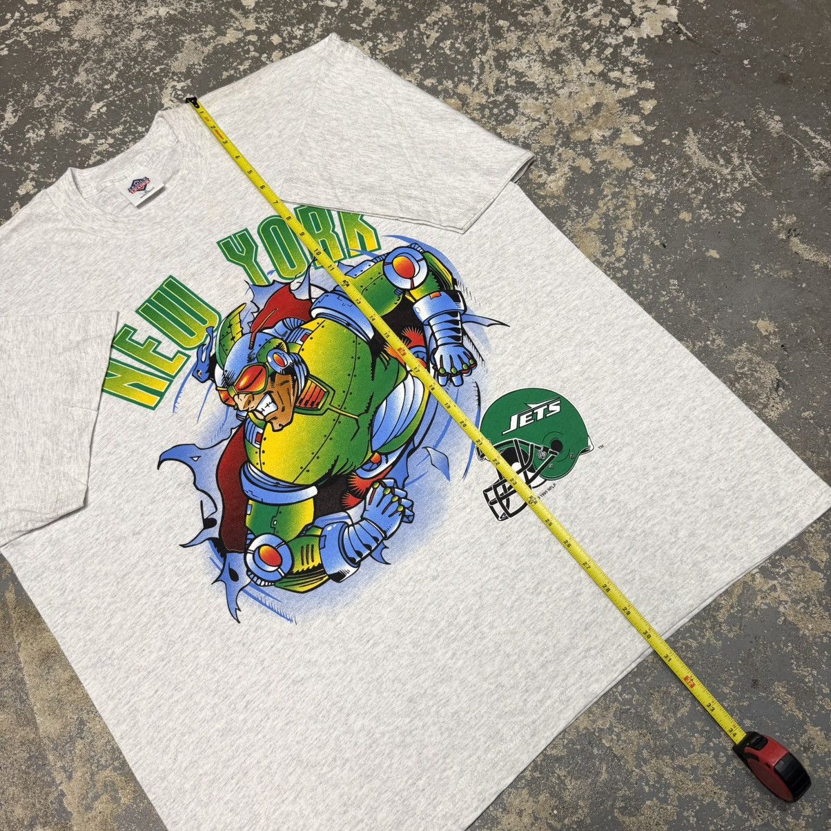 Other Vintage New York Jets Robot SuperHero NFL 1995 Tshirt Size US XL / EU 56 / 4 - 13 Thumbnail