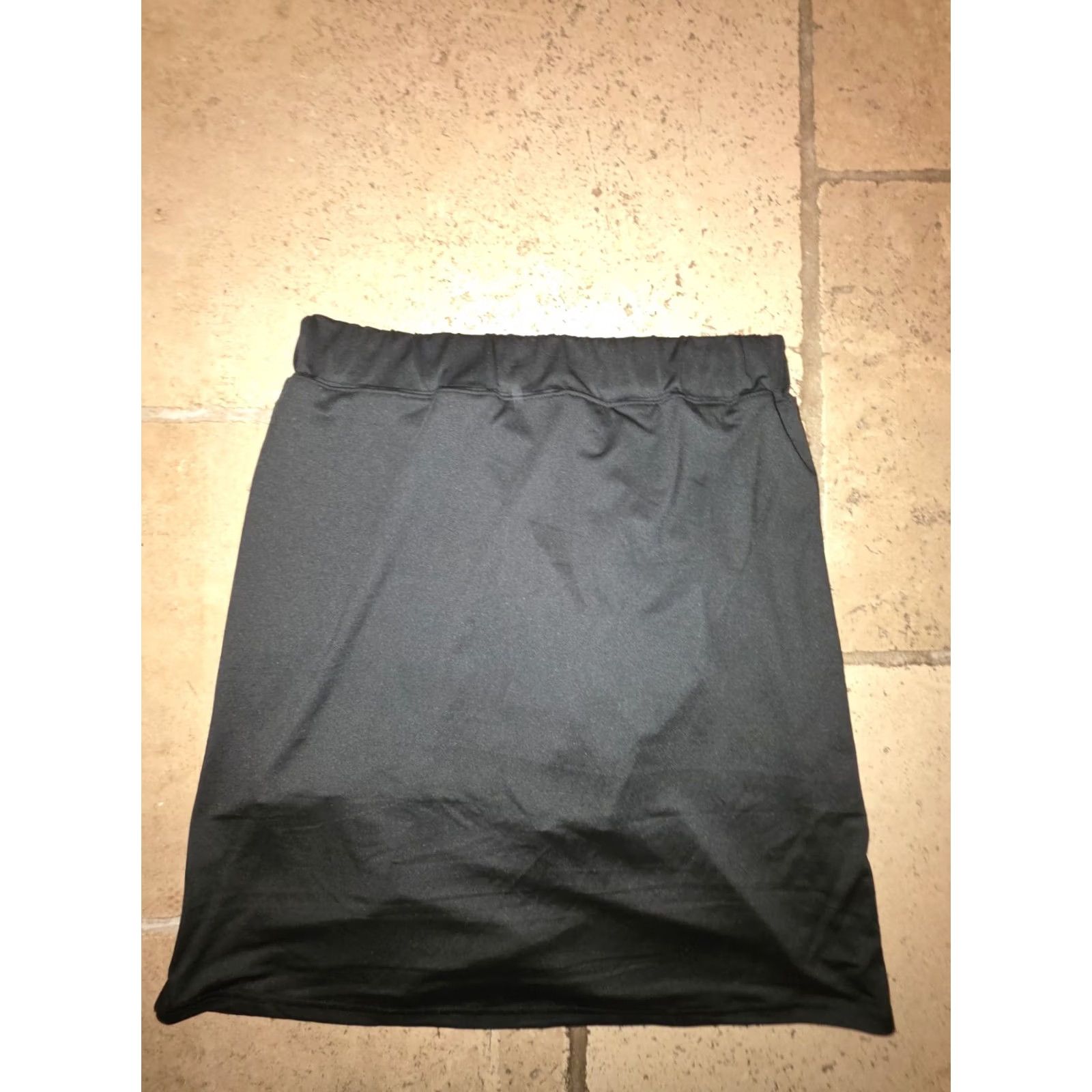 Vintage VINTAGE? No; But actually: Unbranded XL Black Skirt Knee Length 65% Cotton 35% Poly Womens Regular A-Line No Tag Size 40" / US 18 - 6 Thumbnail