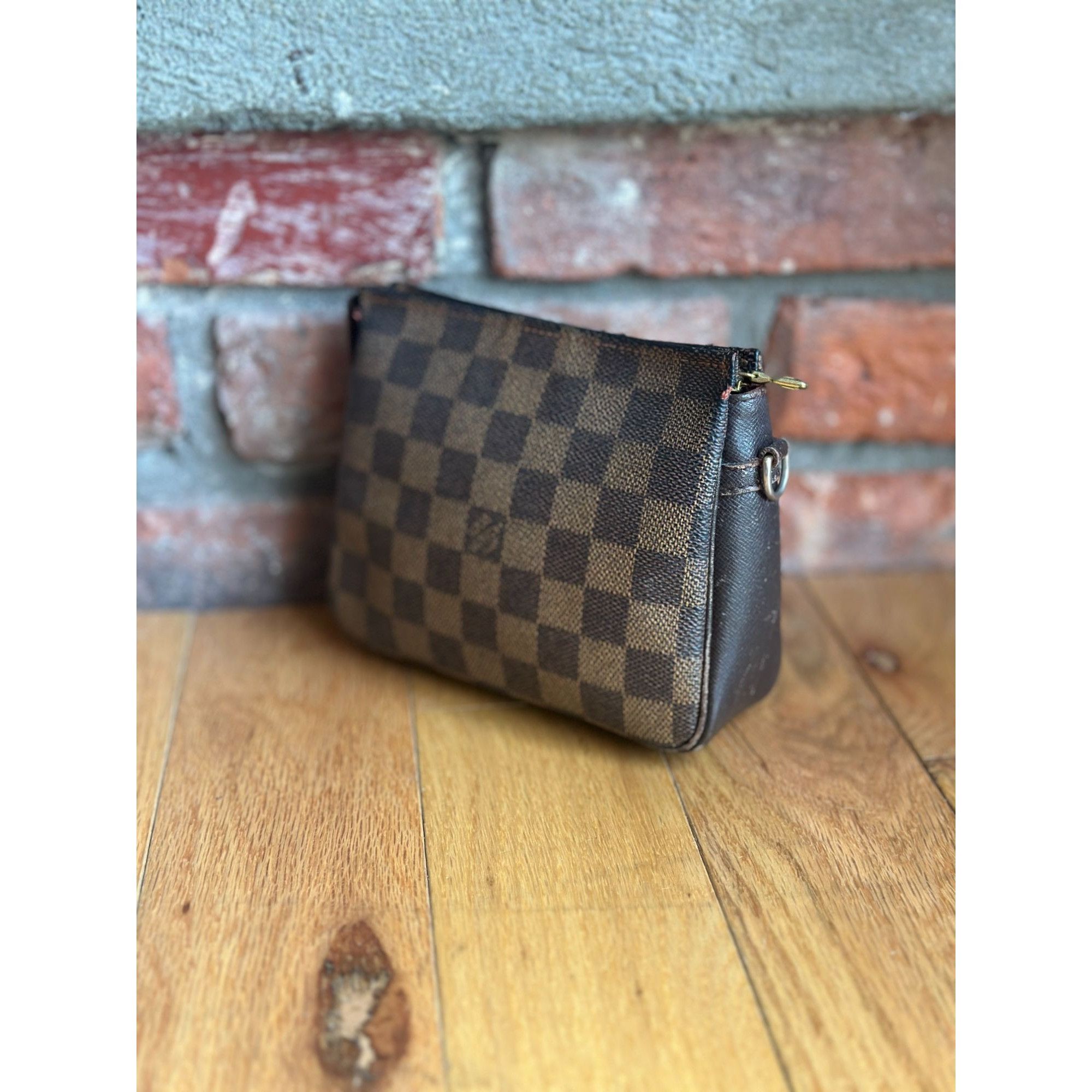 Louis Vuitton LOUIS VUITTON TROUSSE MAKEUP HAND BAG DAMIER EBENE LEATHER B Size ONE SIZE - 1 Thumbnail