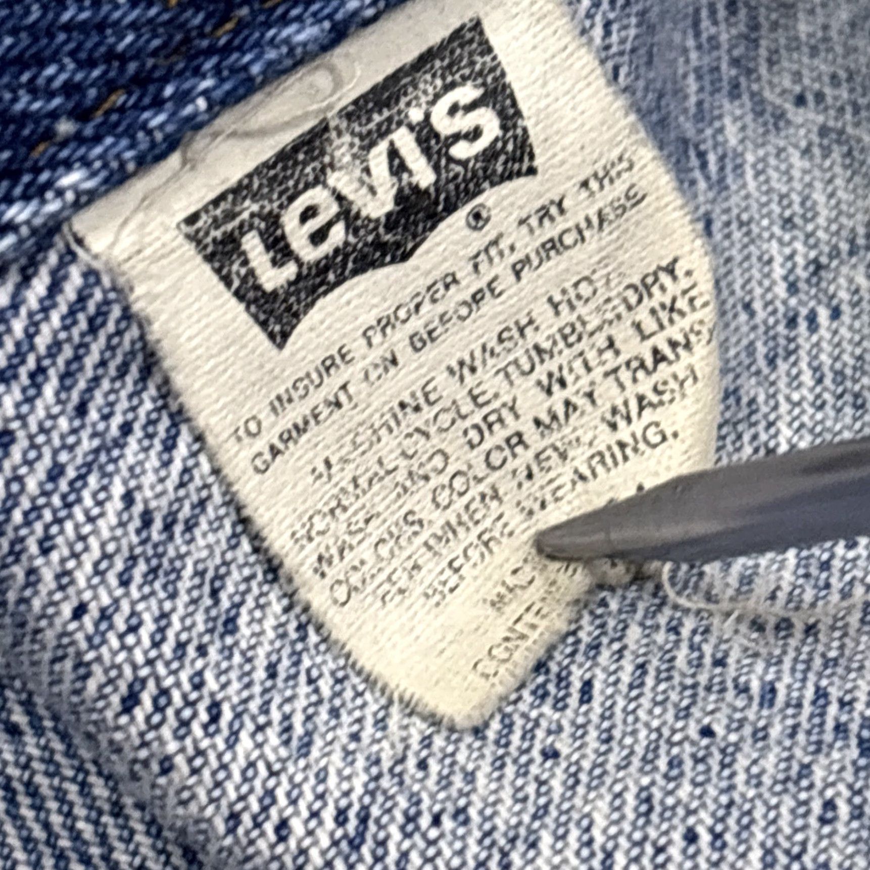 Levi's VINTAGE Levi's 90s Denim 527 Buttons Stamp Trucker Jacket Mens Medium Blue Denim Rockabilly USA Size US M / EU 48-50 / 2 - 6 Thumbnail