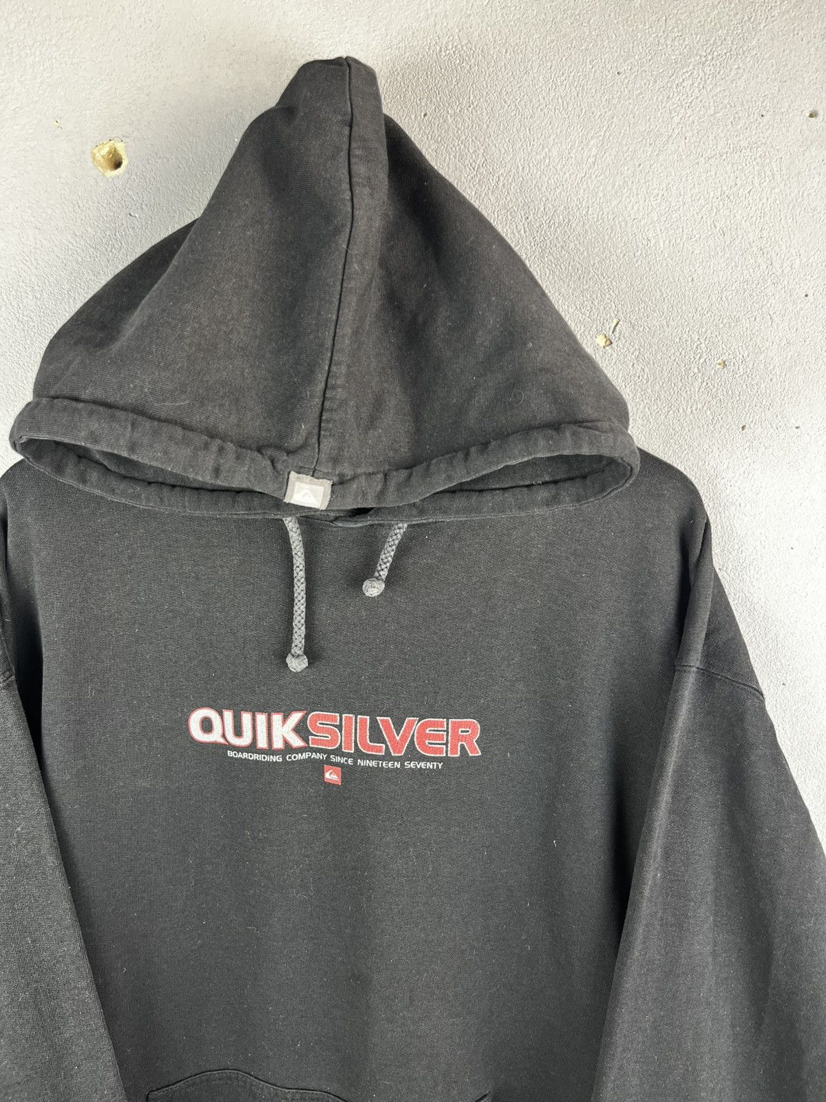 Quiksilver Vintage Quicksilver Hoodie Mens Pullover Faded Distressed Size US XXL / EU 58 / 5 - 2 Thumbnail
