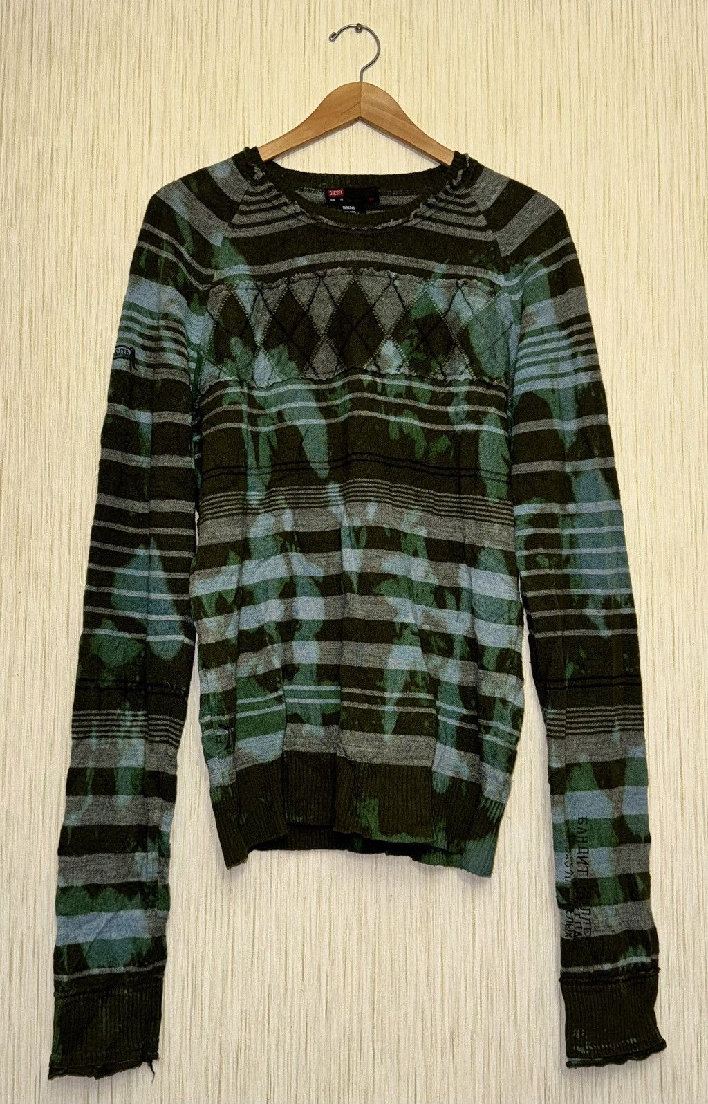 Diesel × Vintage Diesel rare vintage bleached bandits Y2K sweater Size US XL / EU 56 / 4 - 2 Thumbnail
