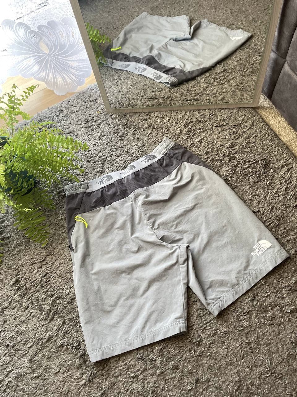 The North Face The North Face Shorts Streetwear Outdoor Gorpcore Logo Rare Size US 30 / EU 46 - 10 Thumbnail