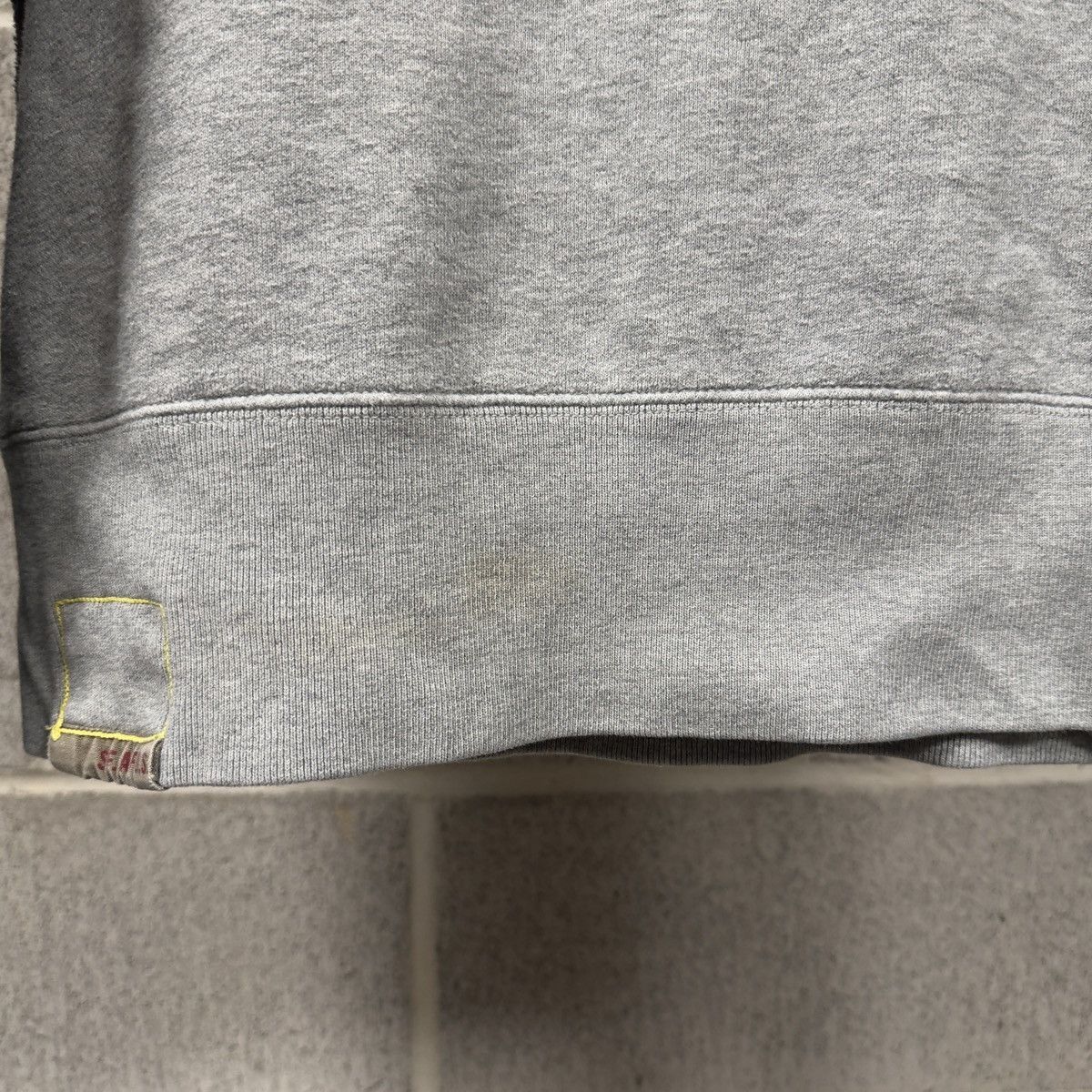 Vintage Vintage Gap Y2K Spraypaint Hoodie Jnco Skater Affliction Size US M / EU 48-50 / 2 - 6 Thumbnail
