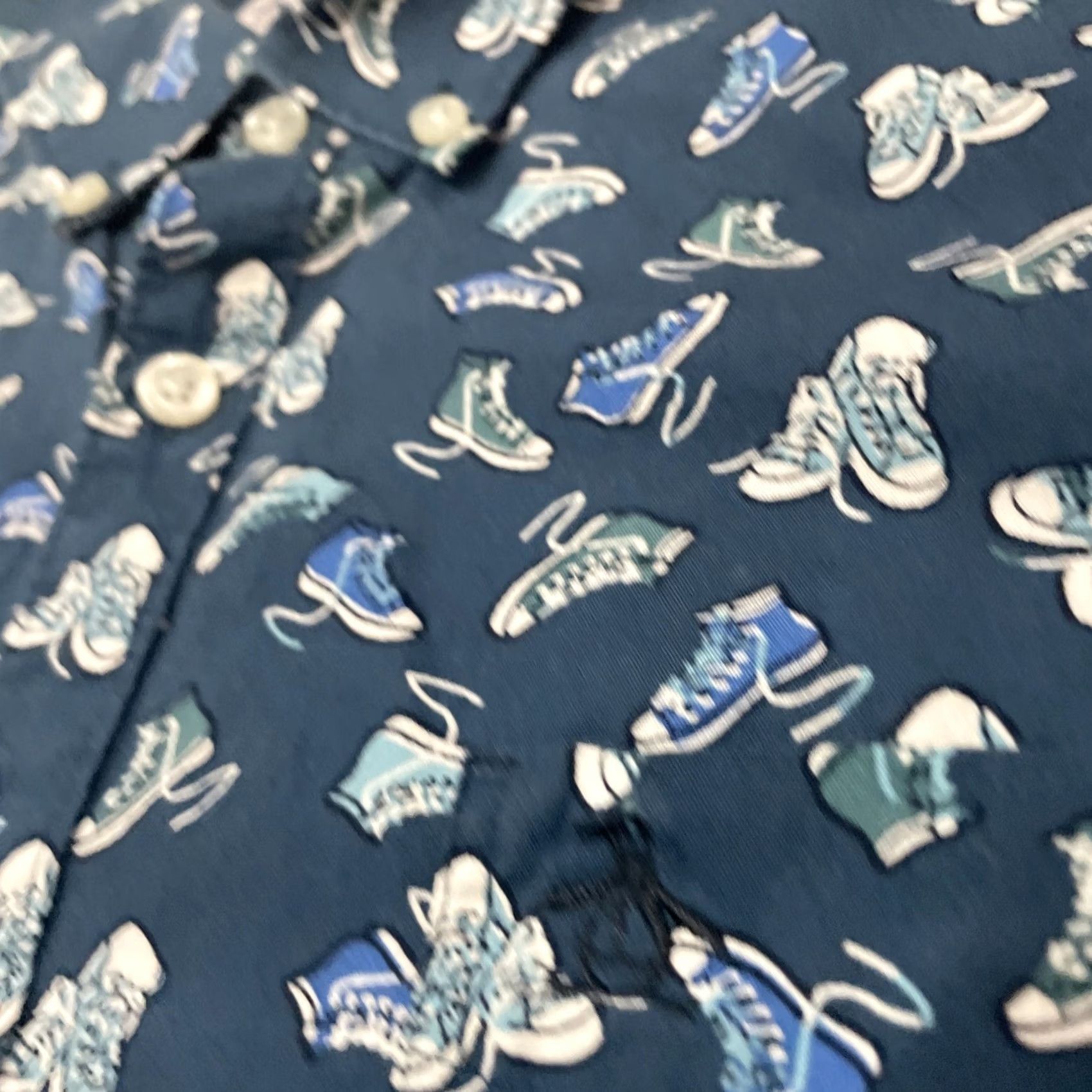 Vintage PENGUIN by MUNSINGWEAR Shirt Men 2XL Blue Sneakers Print AOP Button Up Size US XXL / EU 58 / 5 - 4 Thumbnail