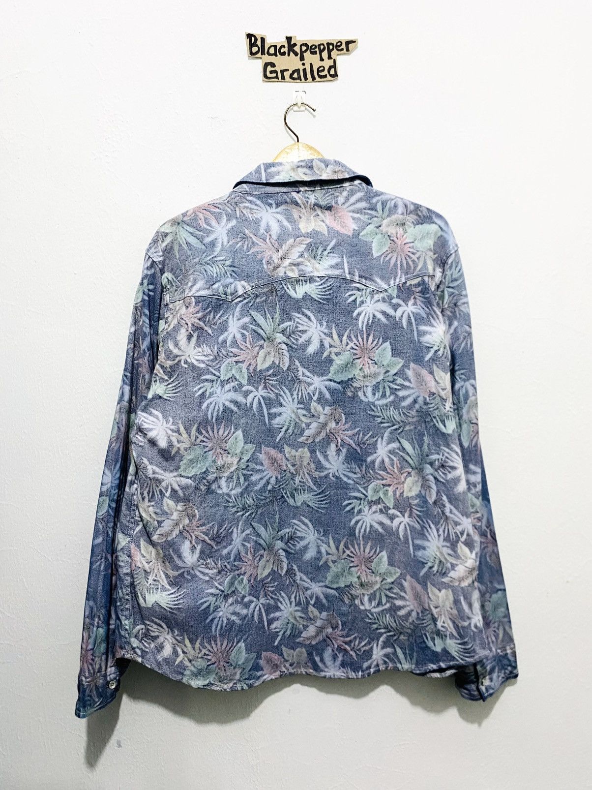 In The Attic In The Attic Floral Hawaii button up If six was nine LGB Y2K Size US L / EU 52-54 / 3 - 7 Thumbnail