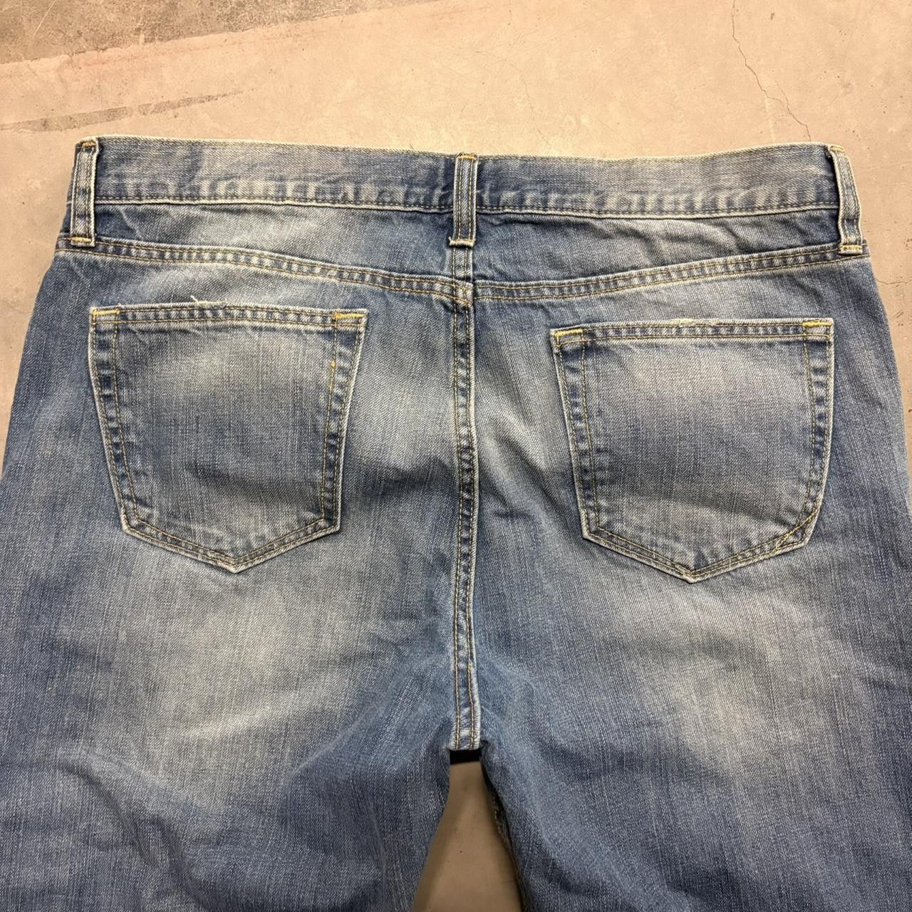 Banana Republic Crazy Vintage Y2K/2000s Straight Fit Banana Republic Medium Wash Denim Jeans! Size US 35 - 7 Thumbnail