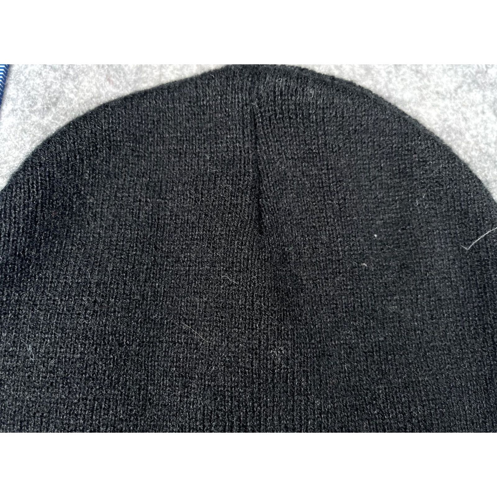 Vintage Yupoong Beanie Hat Mens One Size Black Knit Green Logo Front Embroidery Winter Stretch Acrylic Knit Cap Size ONE SIZE - 3 Thumbnail
