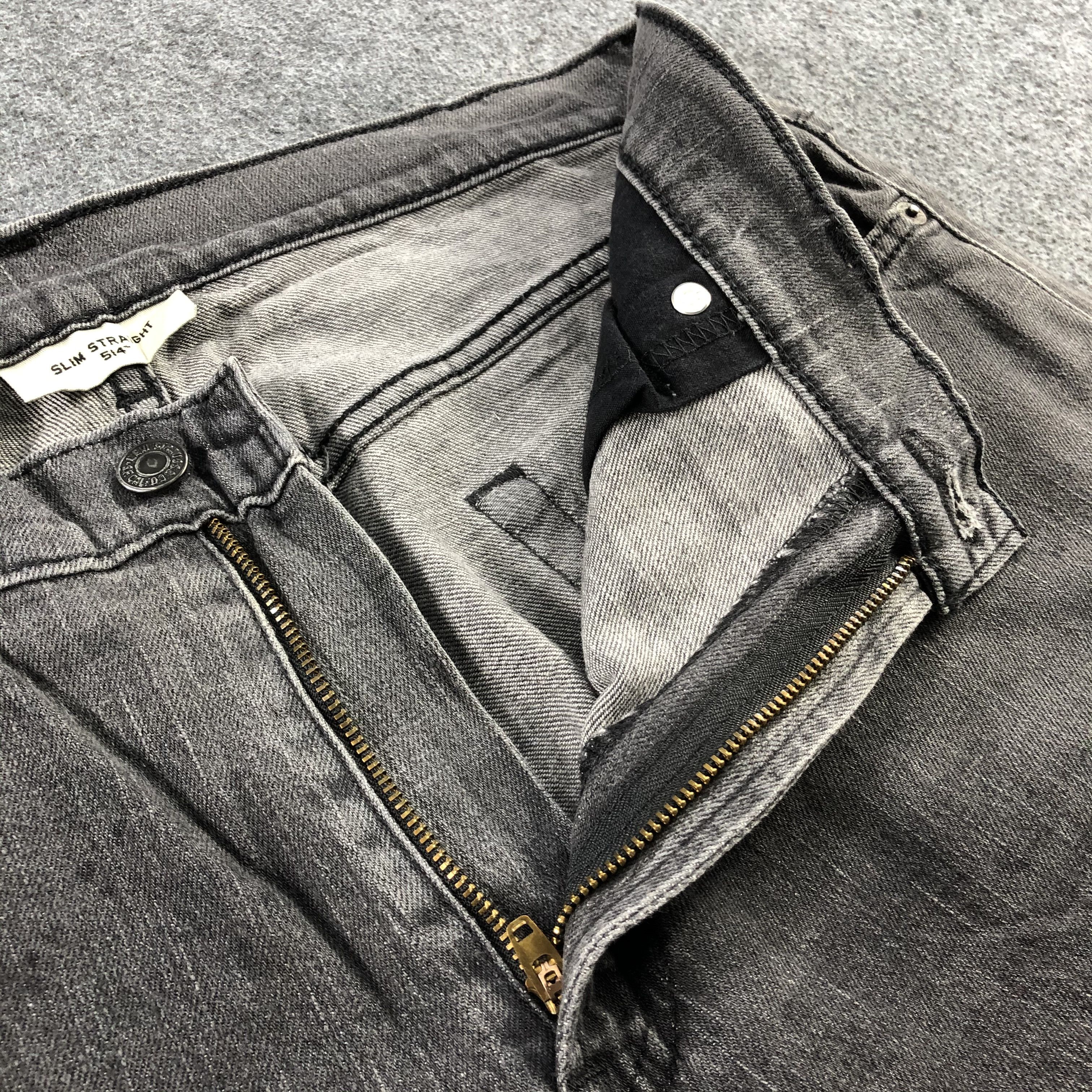 Levi's Vintage Faded Black Levis 514 Jeans-J2428 Size US 34 / EU 50 - 8 Thumbnail