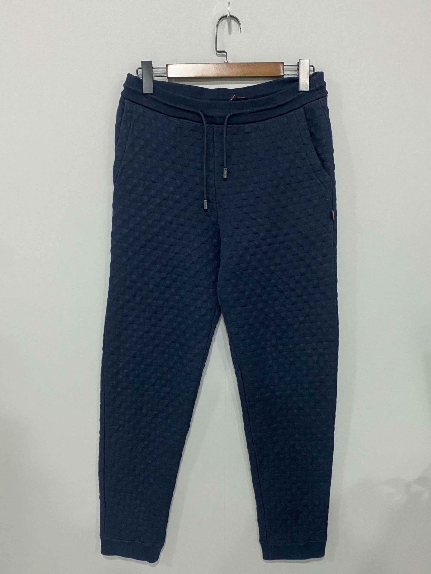 Louis Vuitton Louis Vuitton Checkered Casual Pants 32 Men Size US 32 / EU 48 - 1 Thumbnail