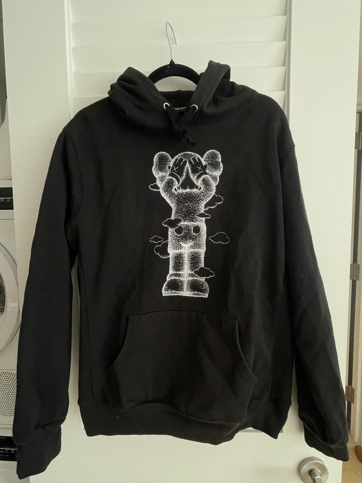 Kaws Kaws United Kingdom Hot Air Balloon Hoodie Size US L / EU 52-54 / 3 - 1 Thumbnail