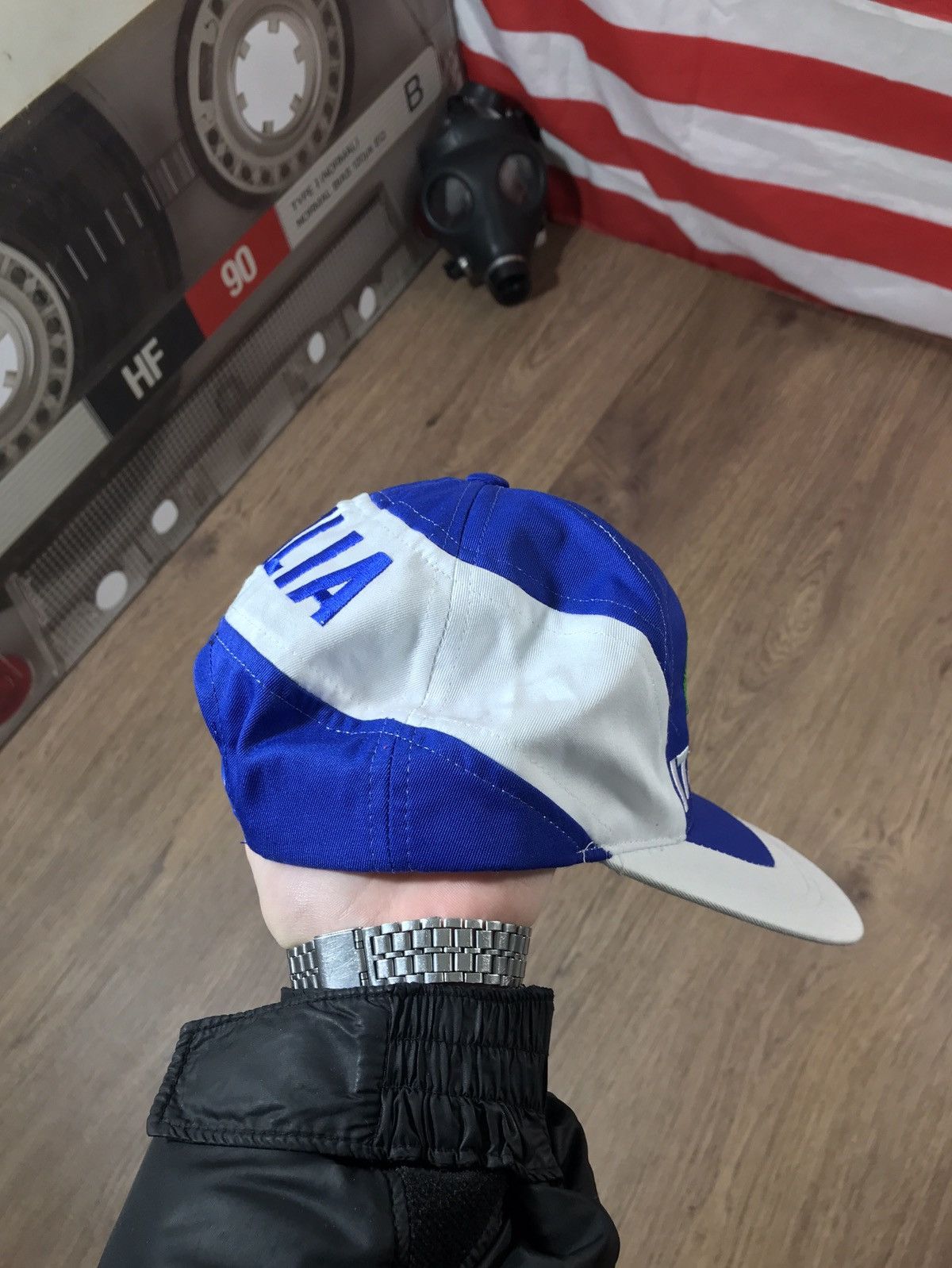 Vintage Vintage 90s ITALIA Cap Size ONE SIZE - 3 Thumbnail